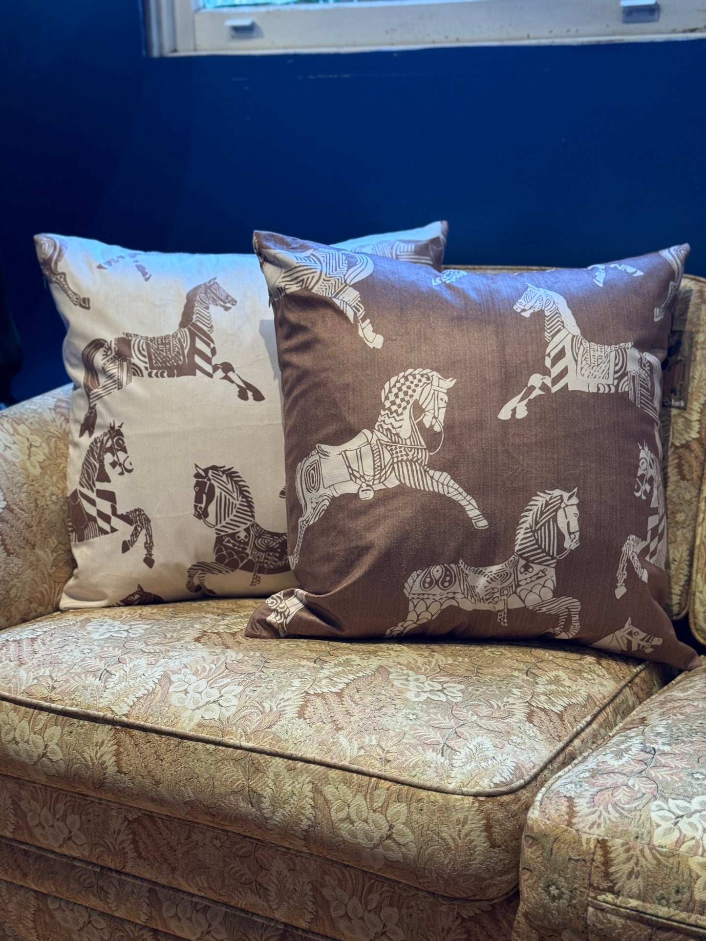 White Zebra Cushion 50x50cm