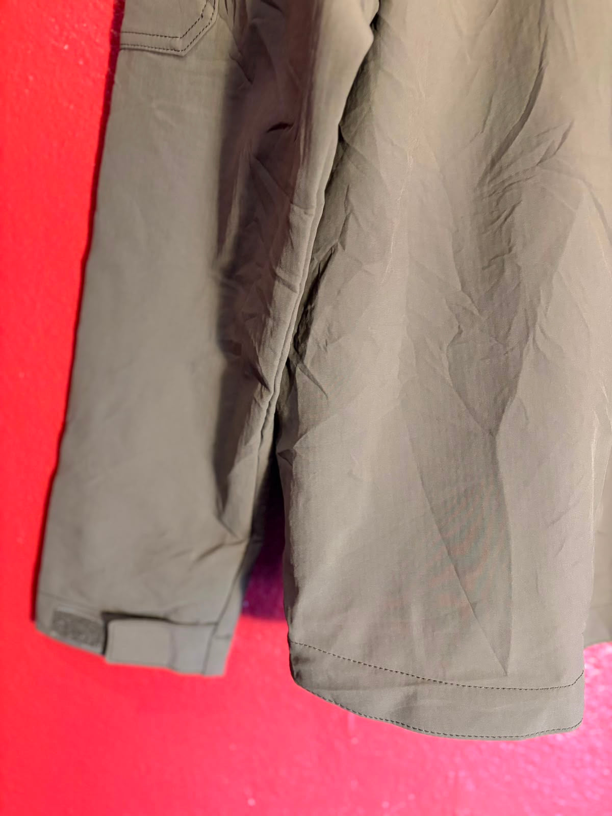 Vintage Carhartt Rain Defender Hooded Softshell Jacket - L (AU L/XL)