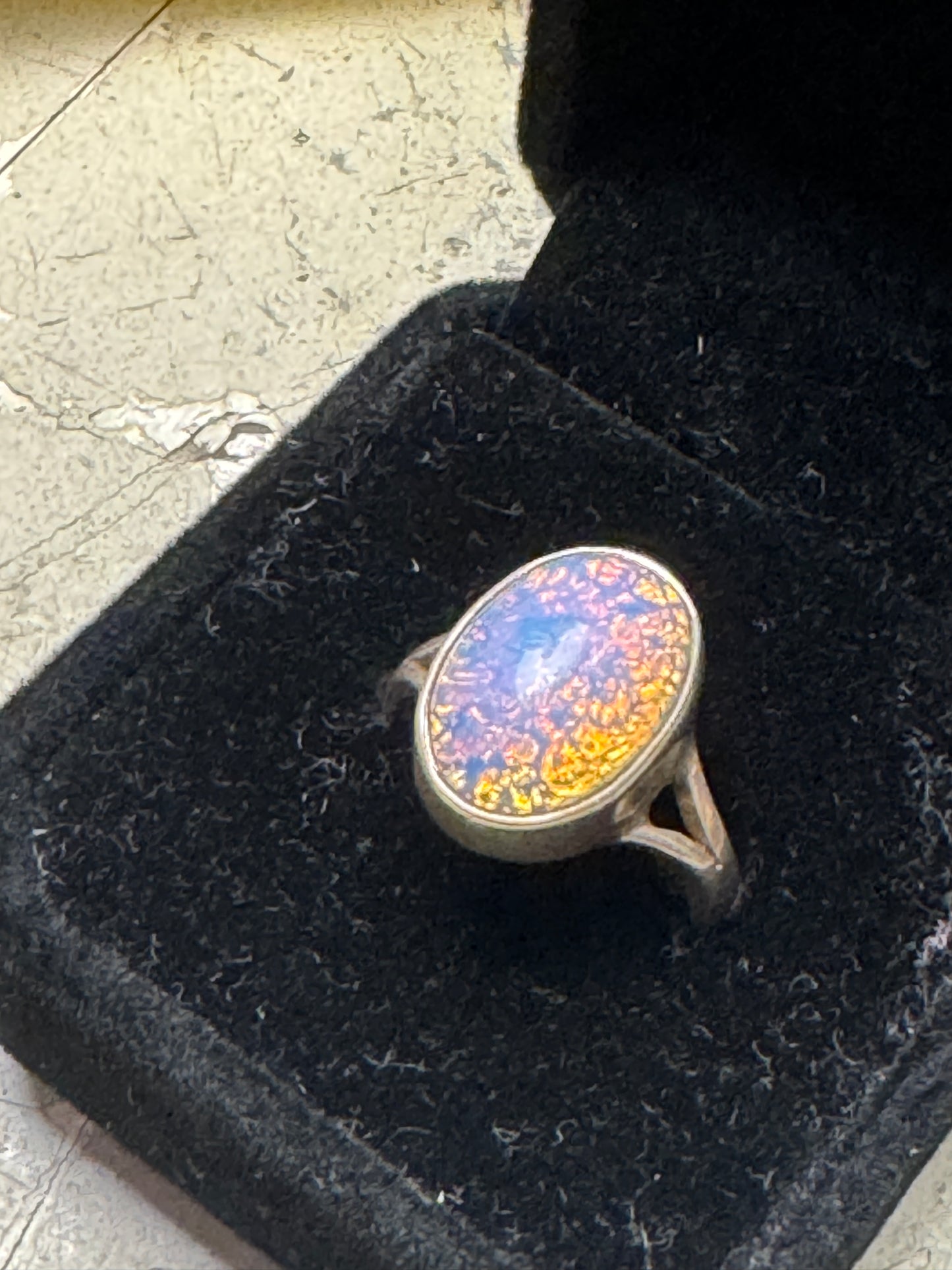 Vintage Sterling Silver Ring with Iridescent Opal Glass Cabochon – 925