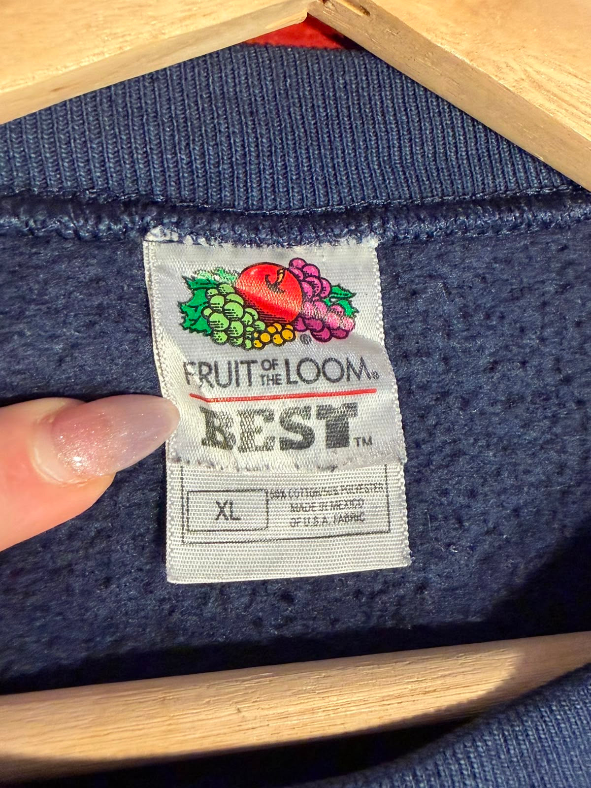 Vintage Maine Embroidered Sweatshirt (XL)