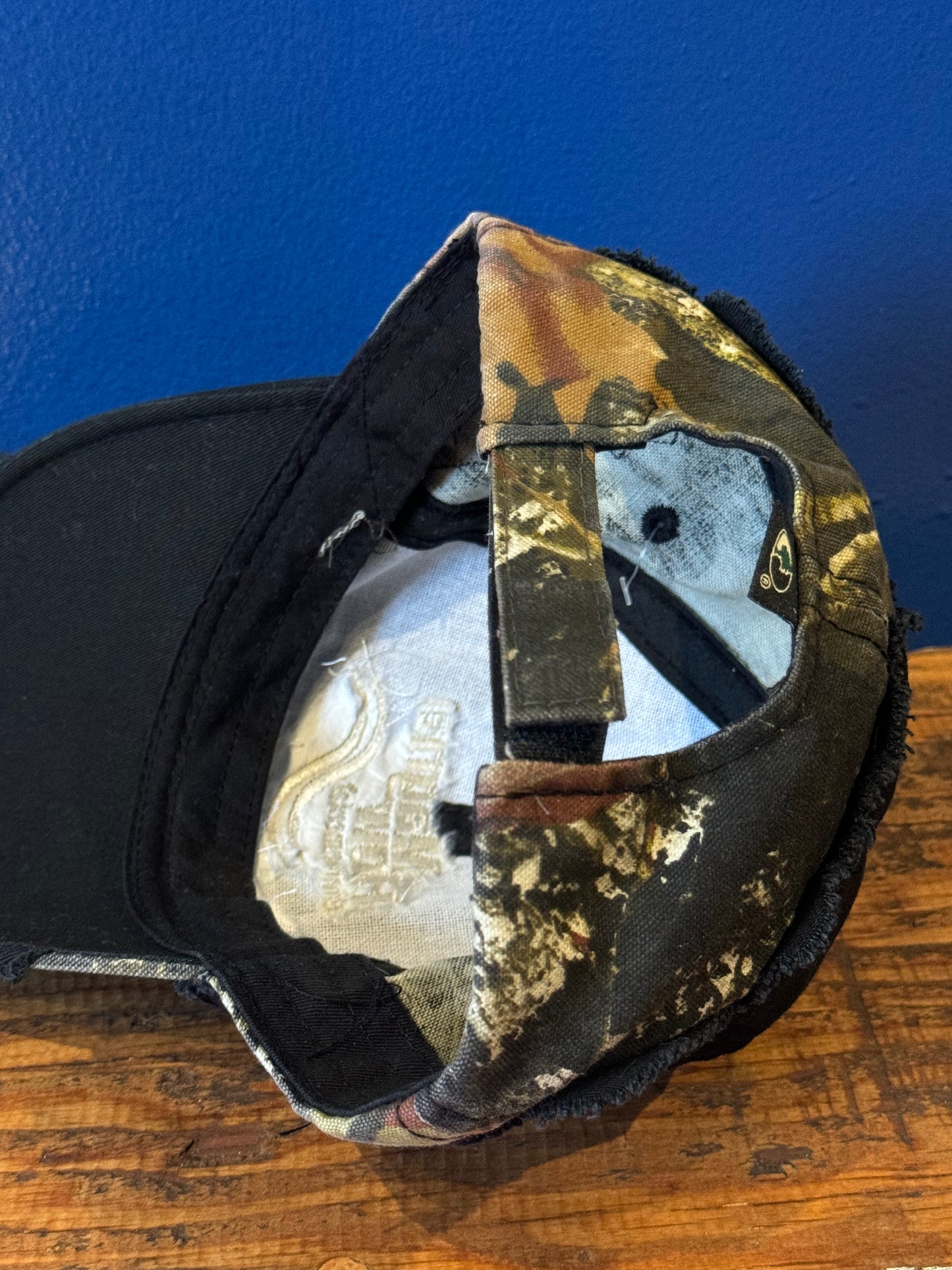Vintage Magma Flow MossyOak Camo Hat