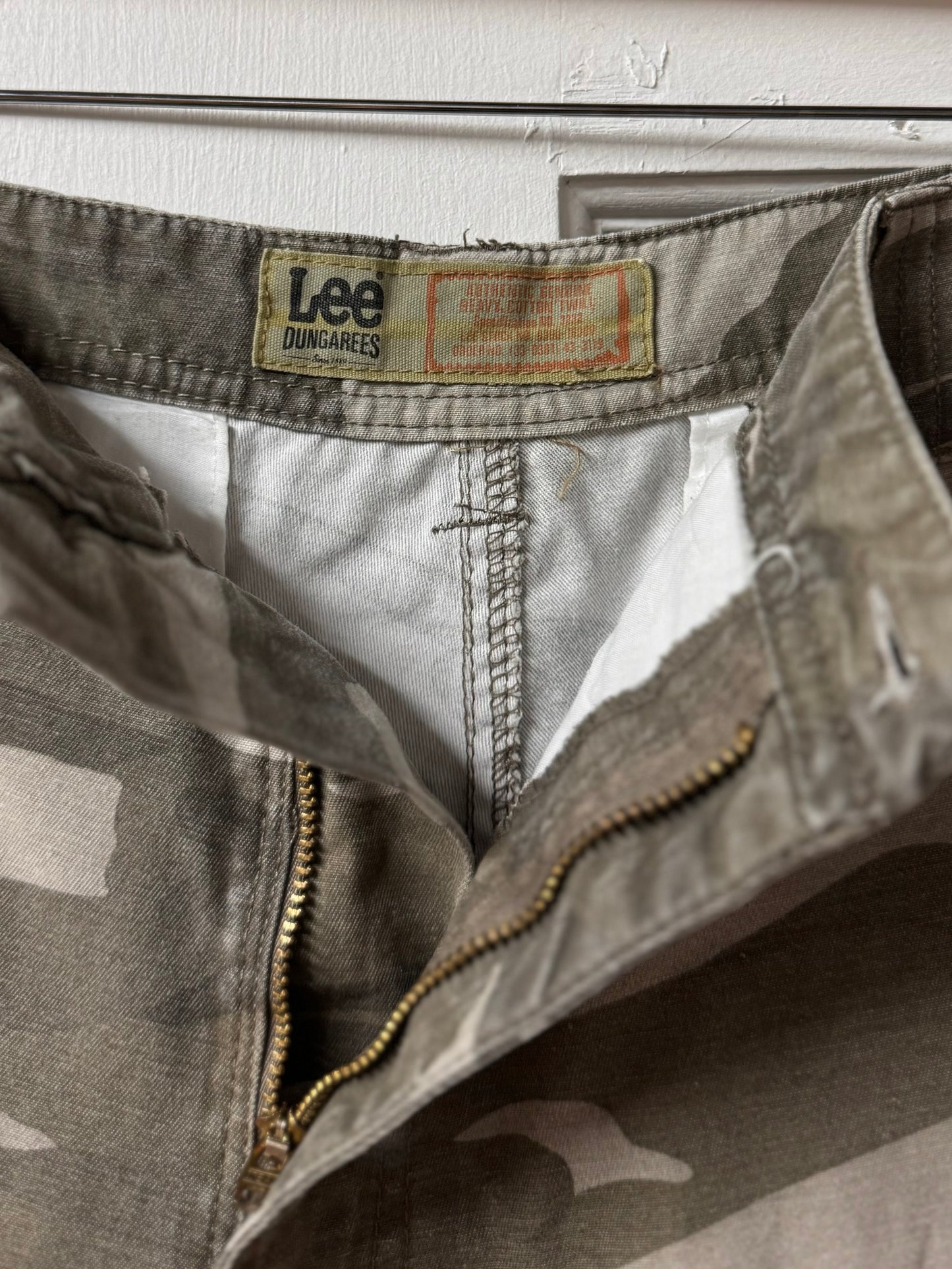 Lee Camo Cargo Shorts [36"]