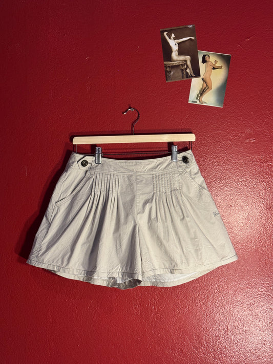 Vintage Burberry Blue Label Pleated Shorts - 38 (AU 10)