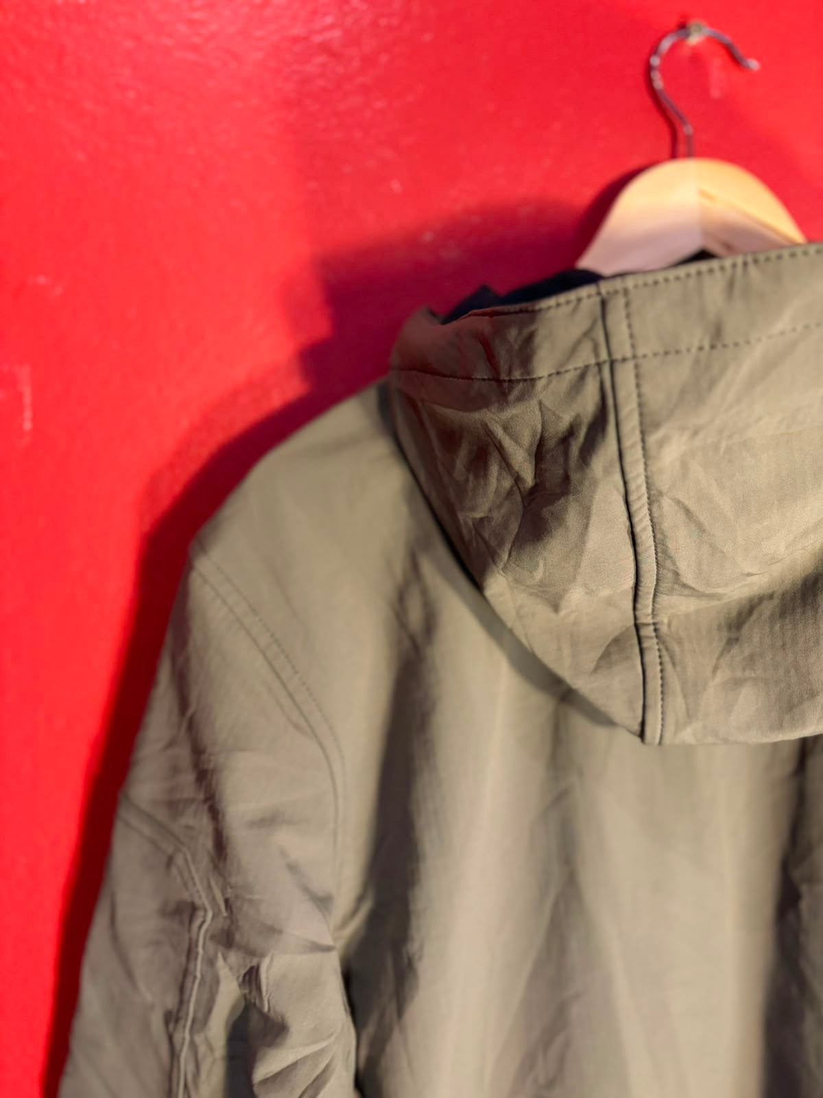 Vintage Carhartt Rain Defender Hooded Softshell Jacket - L (AU L/XL)