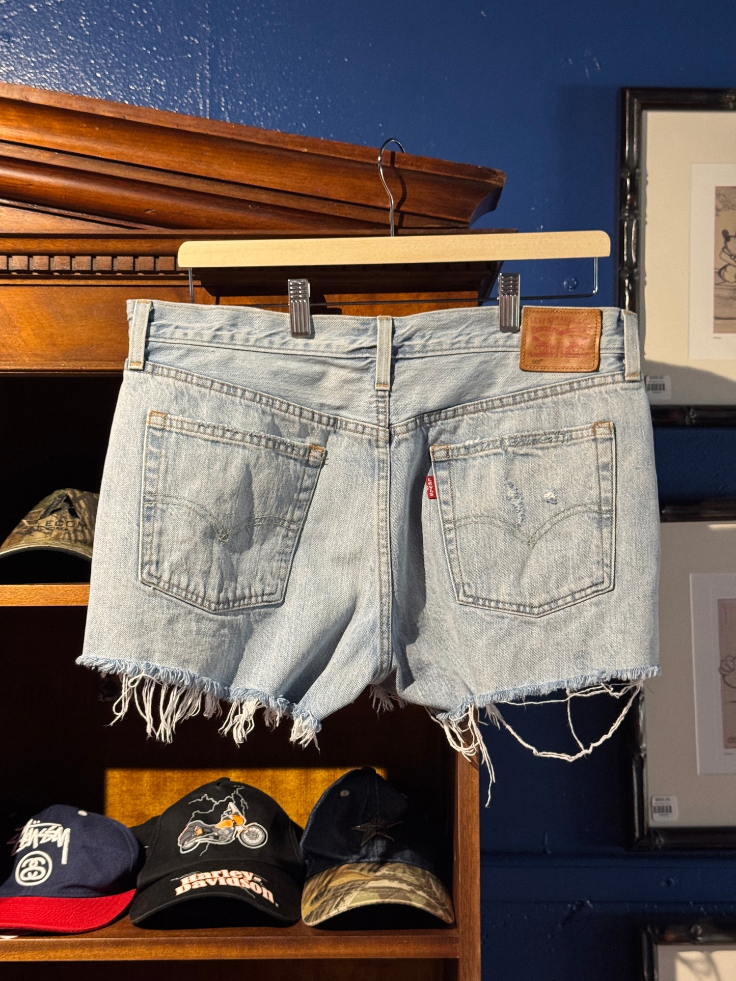 Vintage Levi’s 501 Cut Off Denim Shorts [W31]