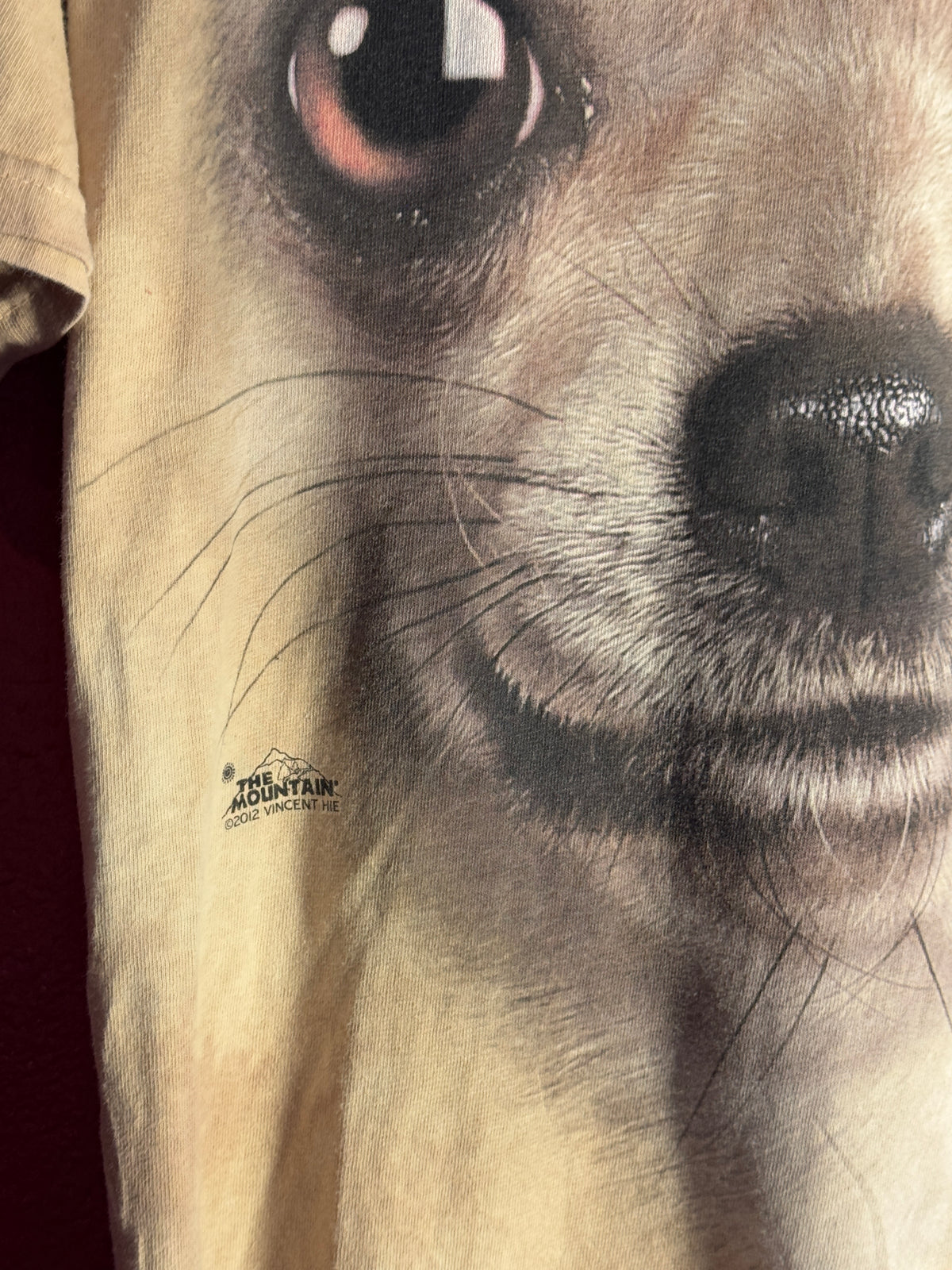 The Mountain Chihuahua Face T-Shirt [S]