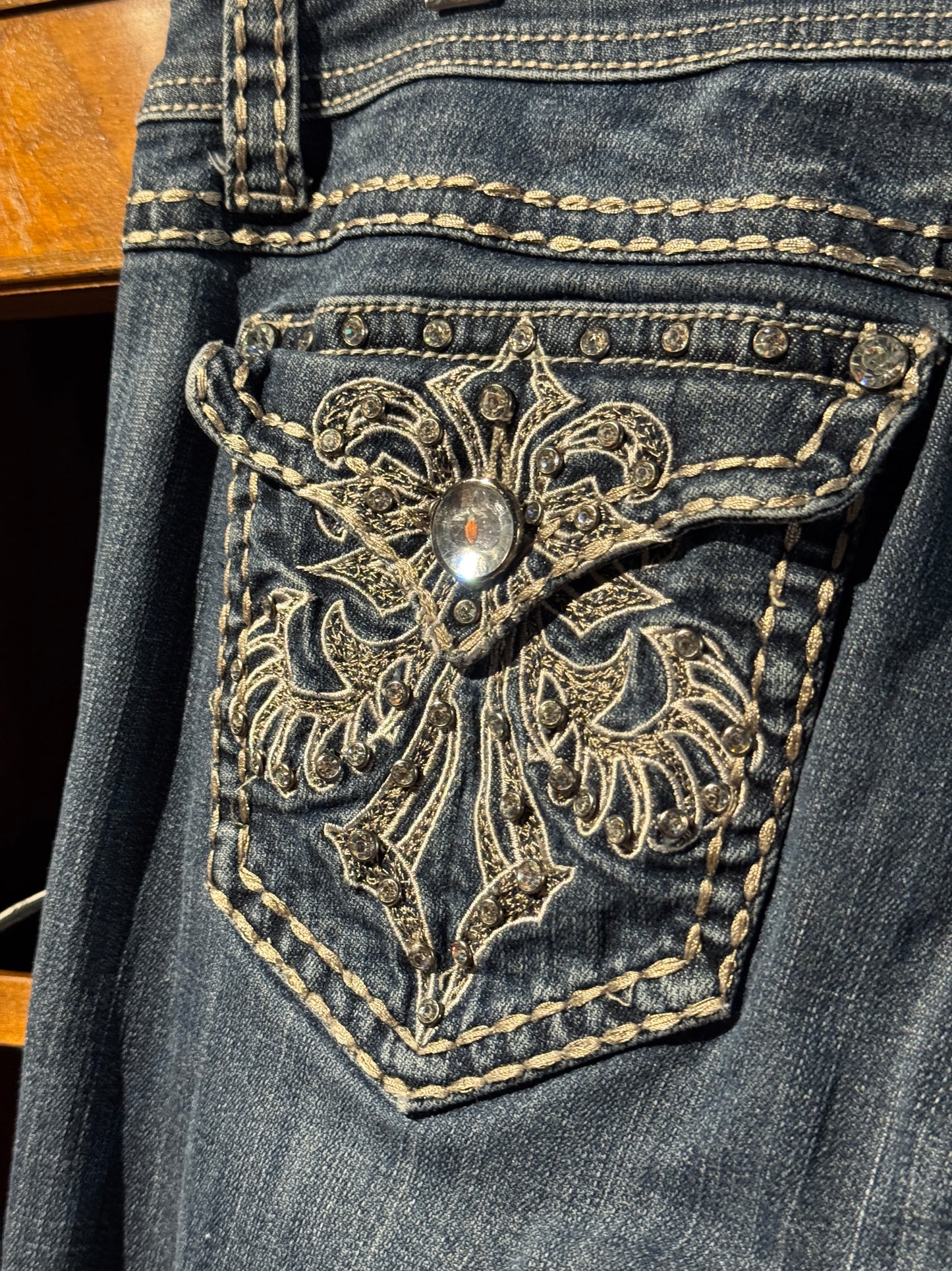 LA Idol USA Rhinestone Bootcut Jeans – Dark Wash (13)