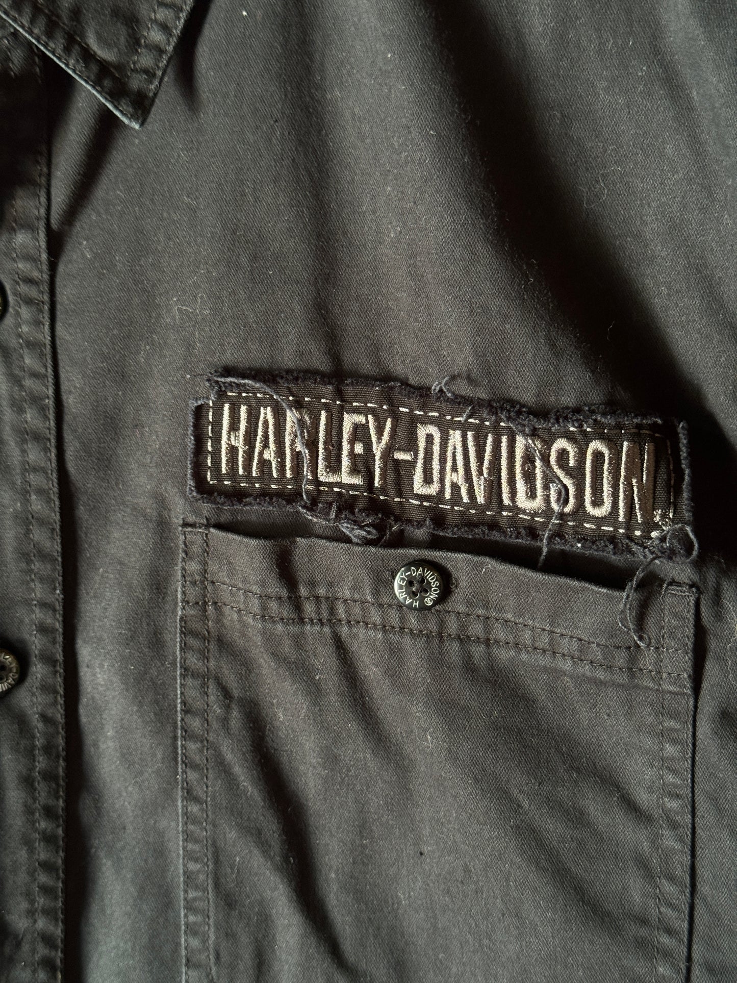 Sleeveless Skull & Flames Shirt