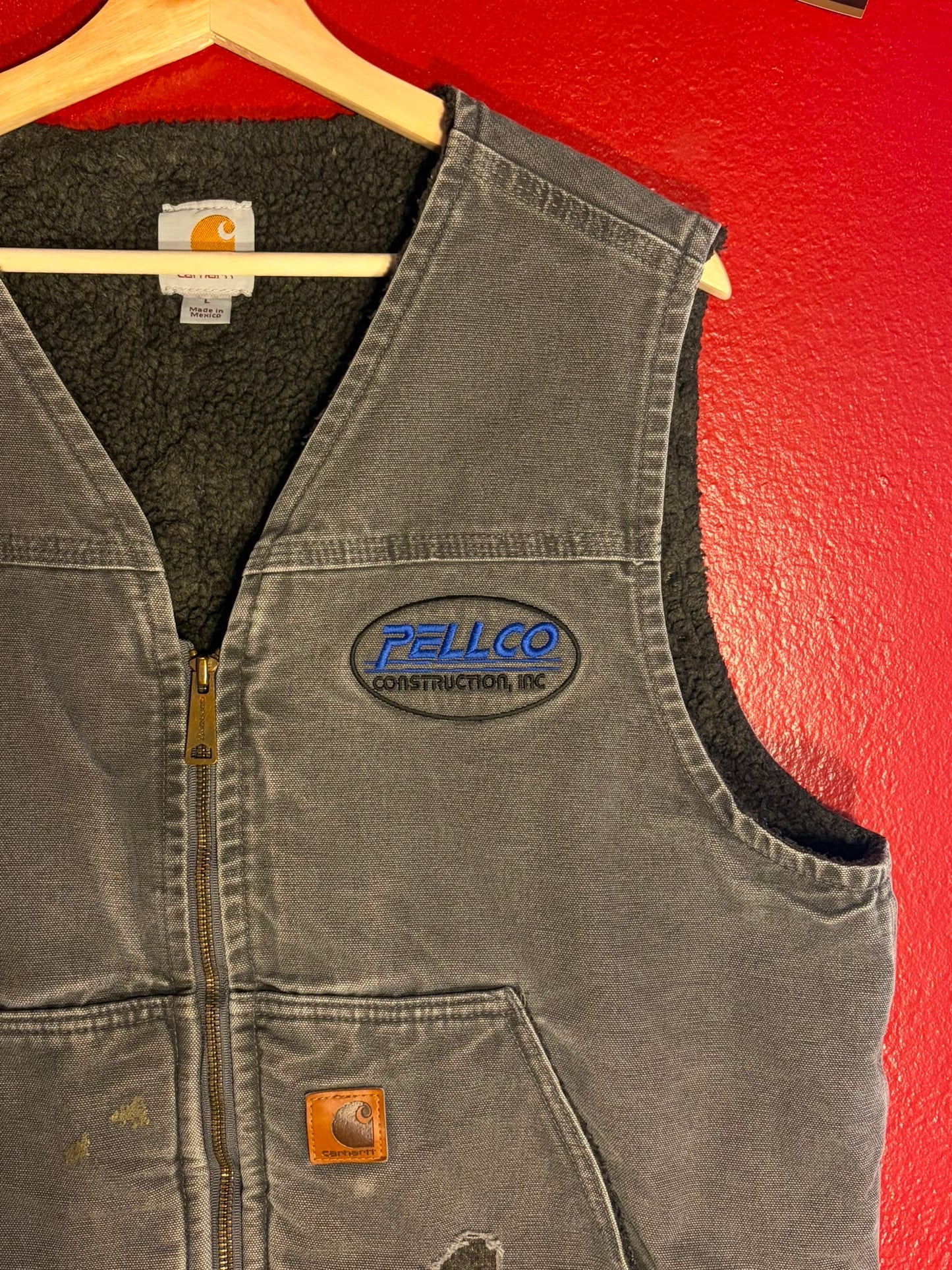 Vintage Carhartt Sherpa Lined Duck Vest (L)