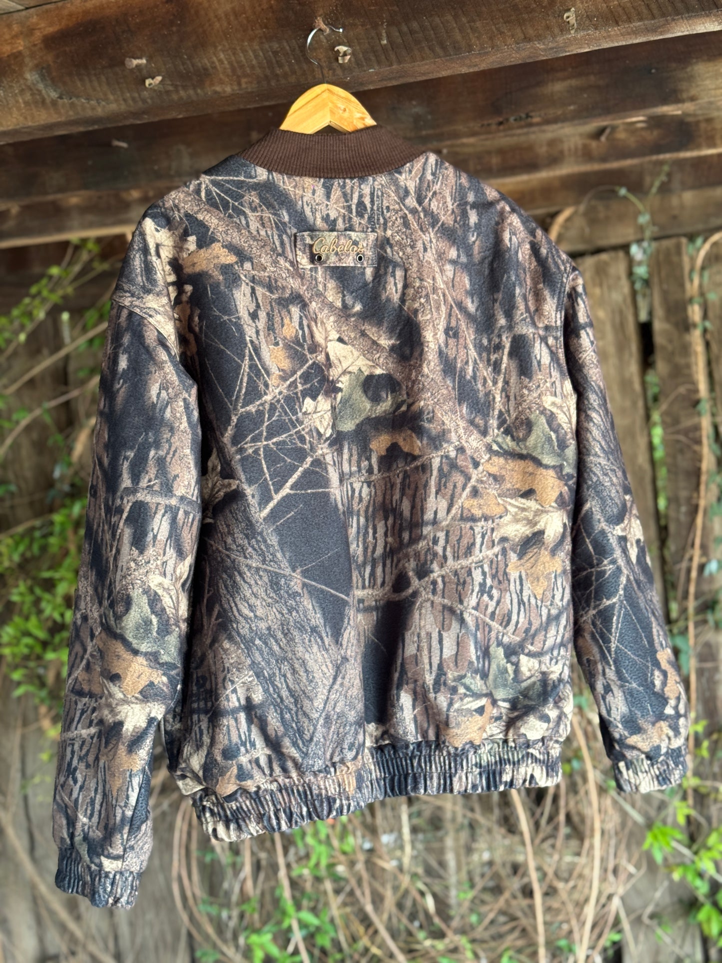 Vintage Cabela’s Thinsulate Camo Bomber Jacket (2XL)