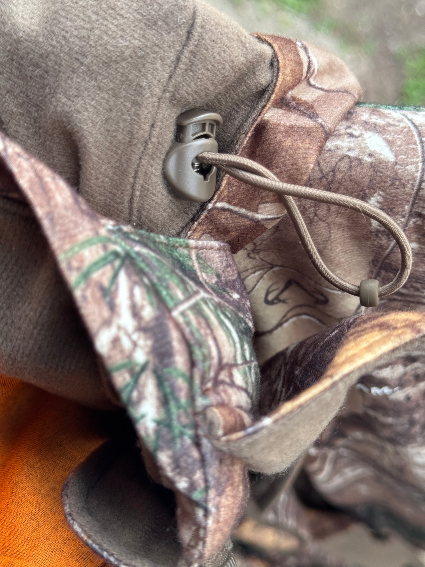 Vintage Field & Stream “HydroProof Ultra” Camo Jacket (Size XL)