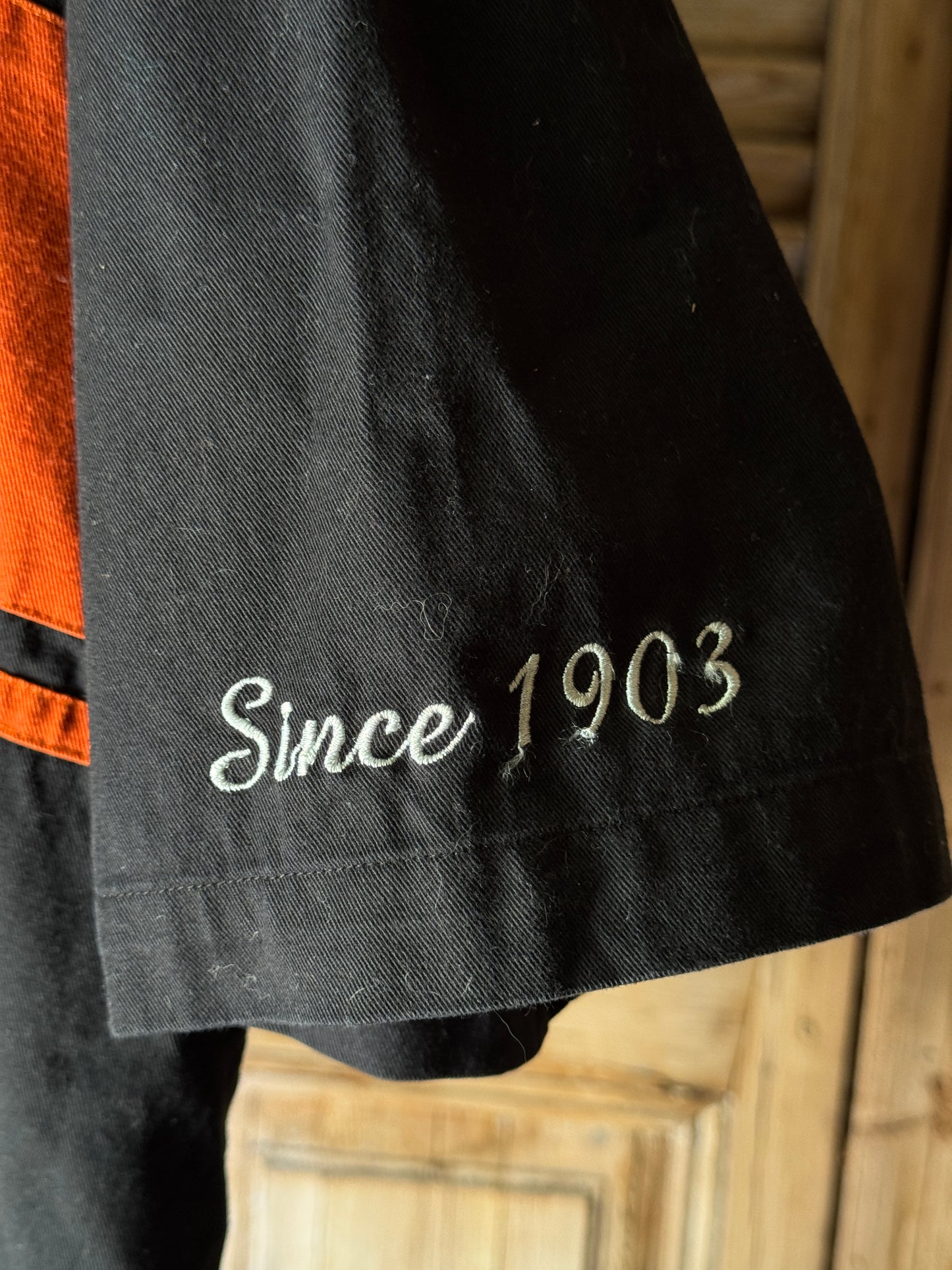 Vintage Harley Davidson Black & Orange Button-Up Shirt — XL