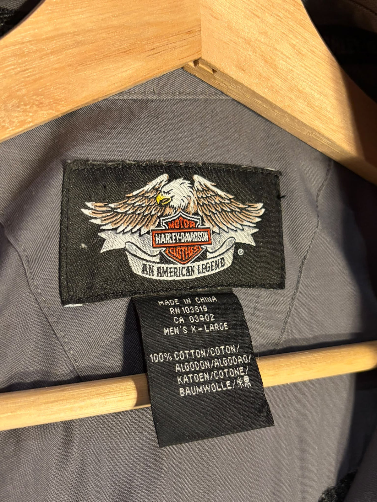 Harley-Davidson Wolf Embroidered Long-Sleeve Shirt [XL]