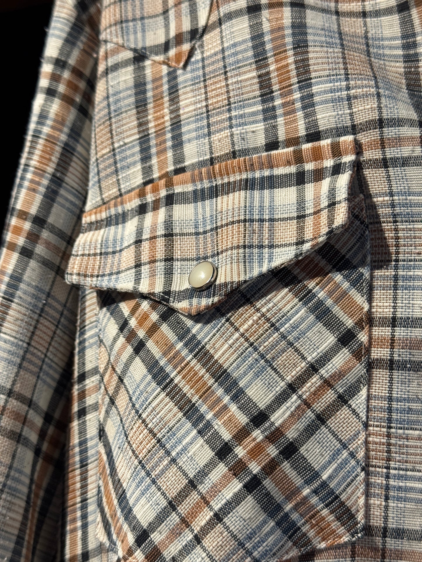 Vintage Western Snap Shirt – Brown / Blue Plaid (M)