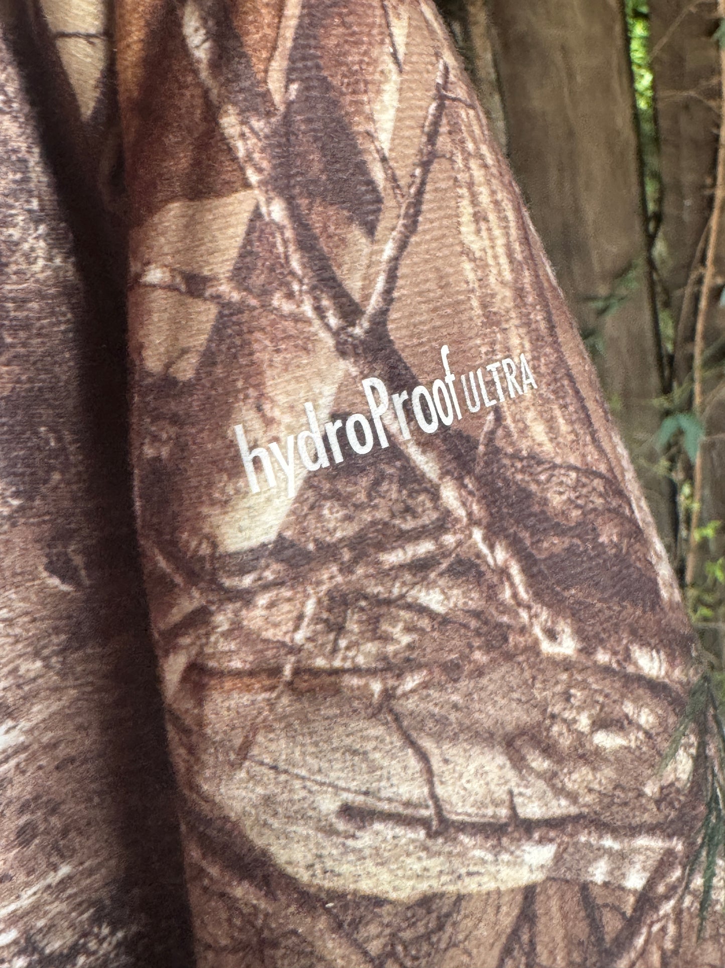 Vintage Field & Stream “HydroProof Ultra” Camo Jacket (Size XL)