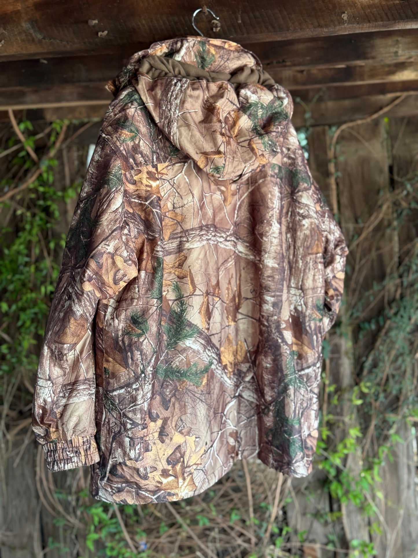 Vintage Field & Stream “HydroProof Ultra” Camo Jacket (Size XL)