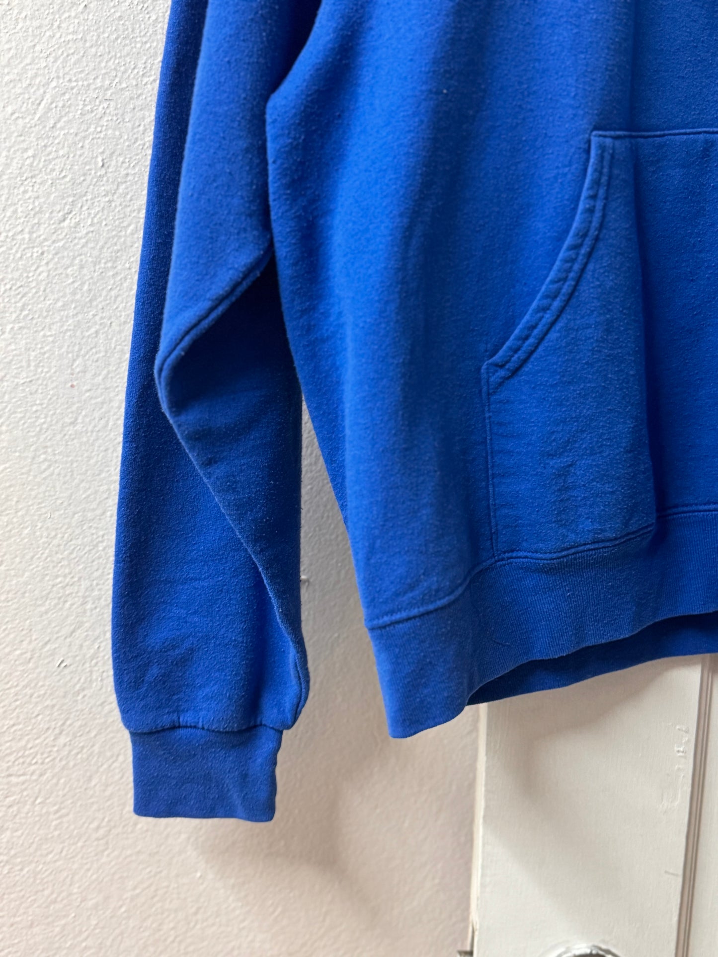 Vintage Creighton Bluejays Collegiate Basketball Hoodie [M]
