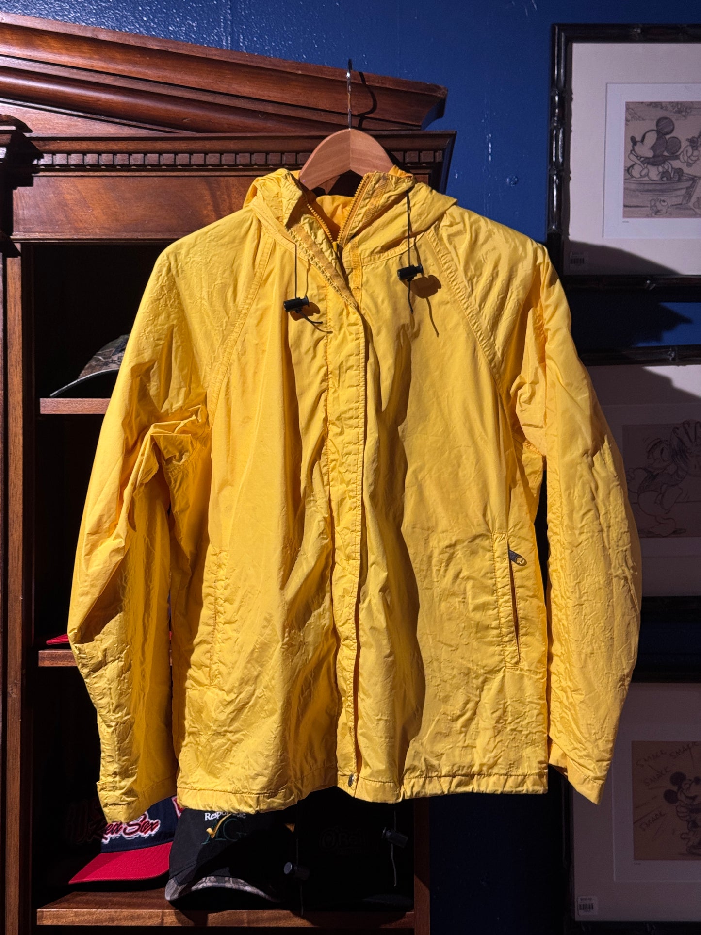 Vintage The North Face USA-Made Gore-Tex Shell Jacket - Size AU L