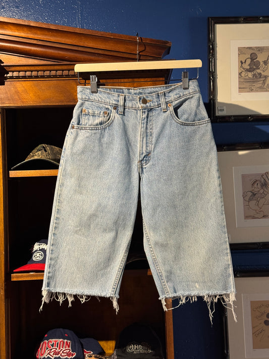 Vintage Levi’s 550 Denim Longline Cut-Off Shorts – Size 7 (Medium)