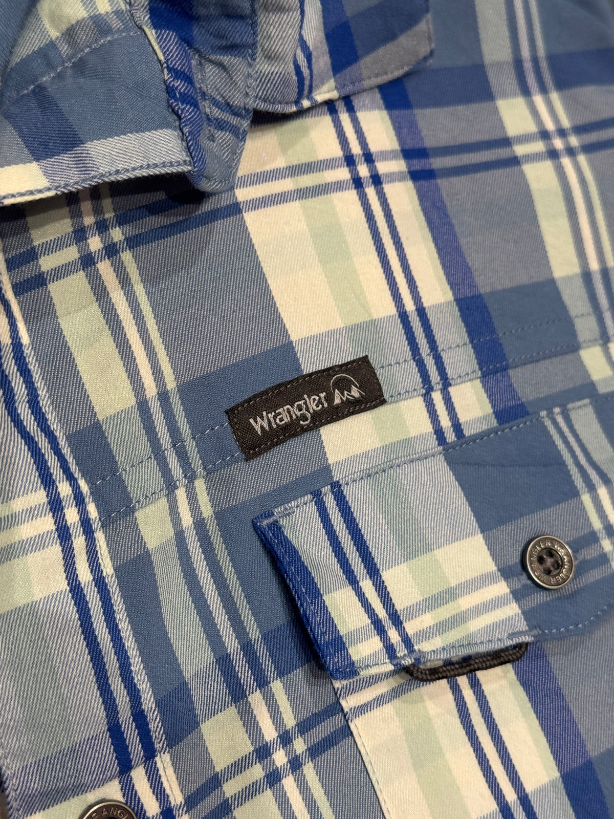Wrangler Blue Plaid Short Sleeve Shirt [XL]