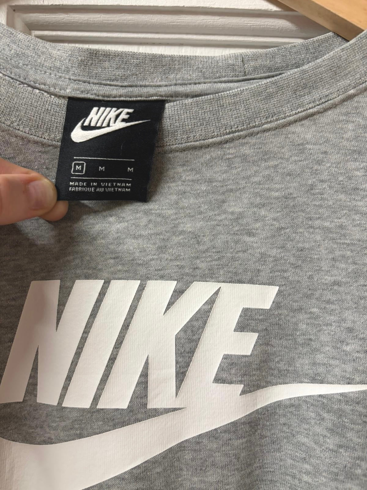 Grey NIKE Crewneck [M]