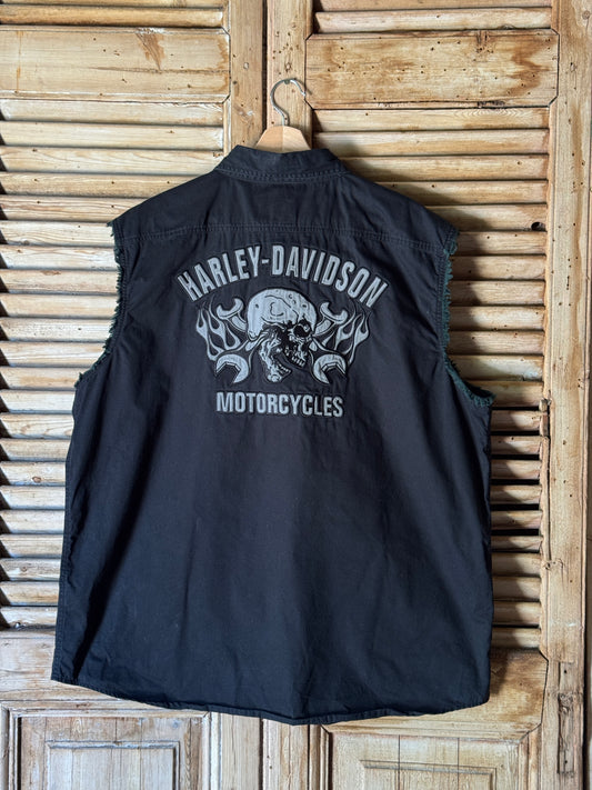 Sleeveless Skull & Flames Shirt