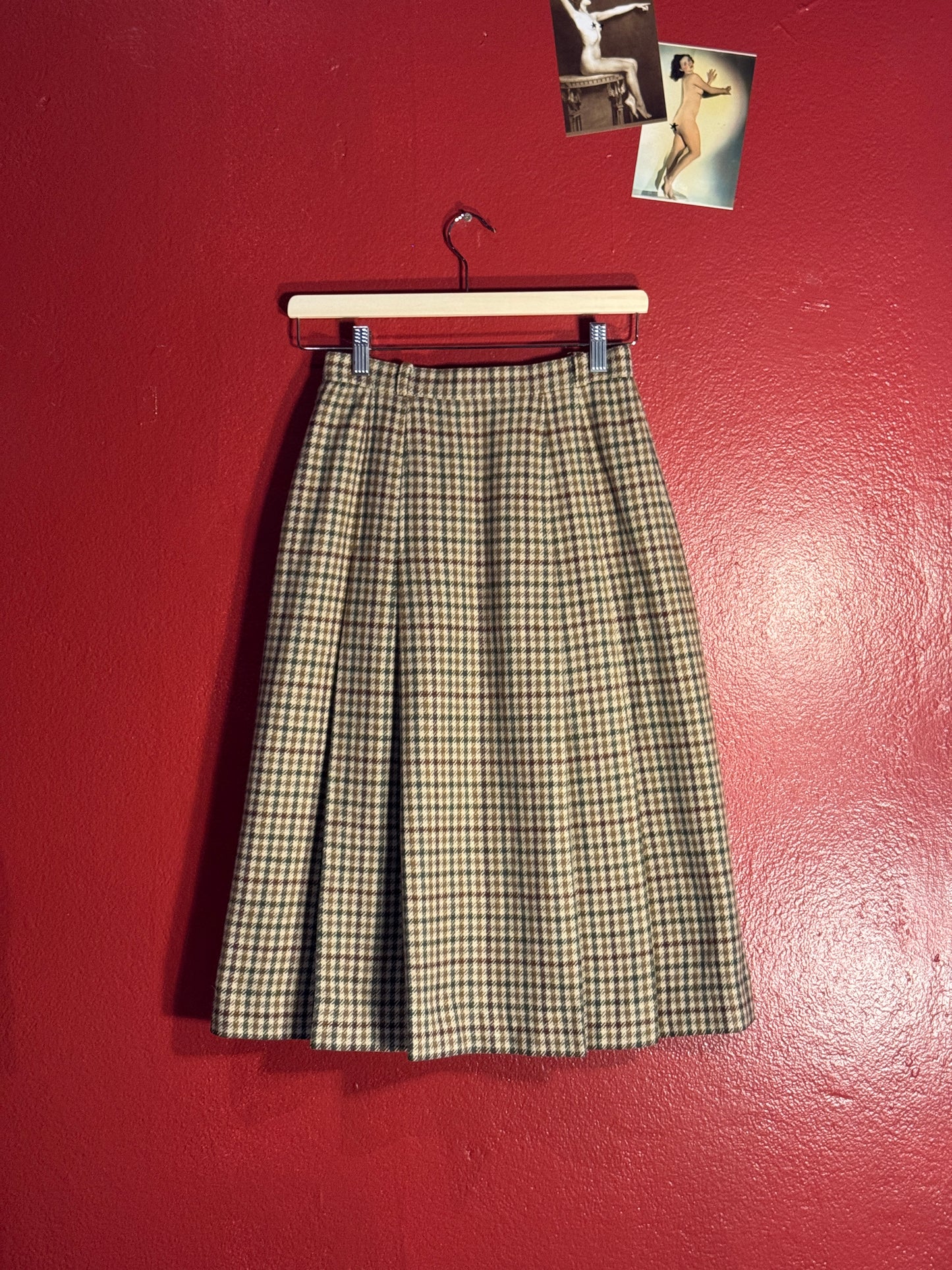 Vintage Burberrys Wool Check Pleated Skirt - 26” Waist (AU 6-8)