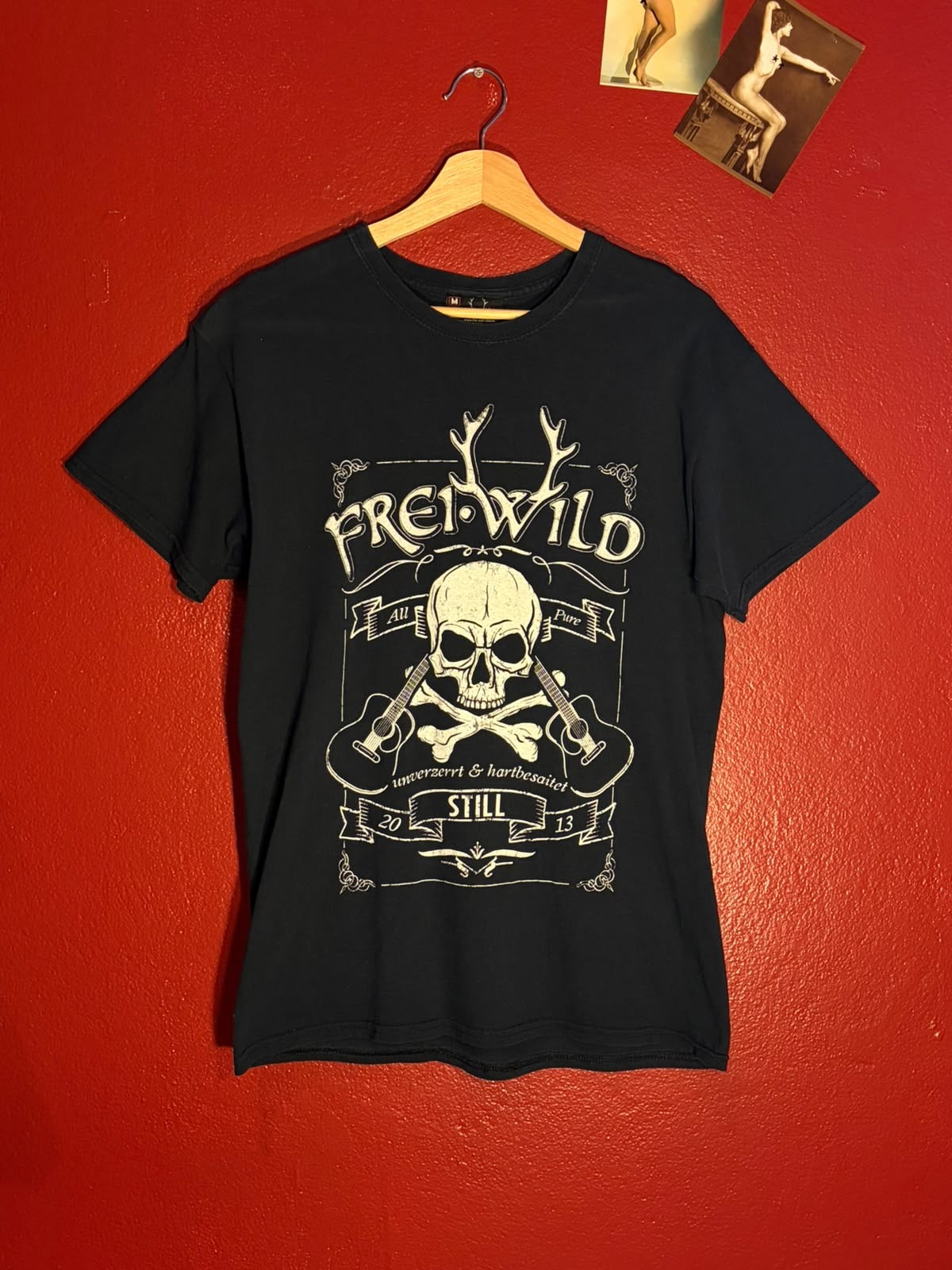Frei.Wild Skull & Crossbones Graphic T-Shirt [M]