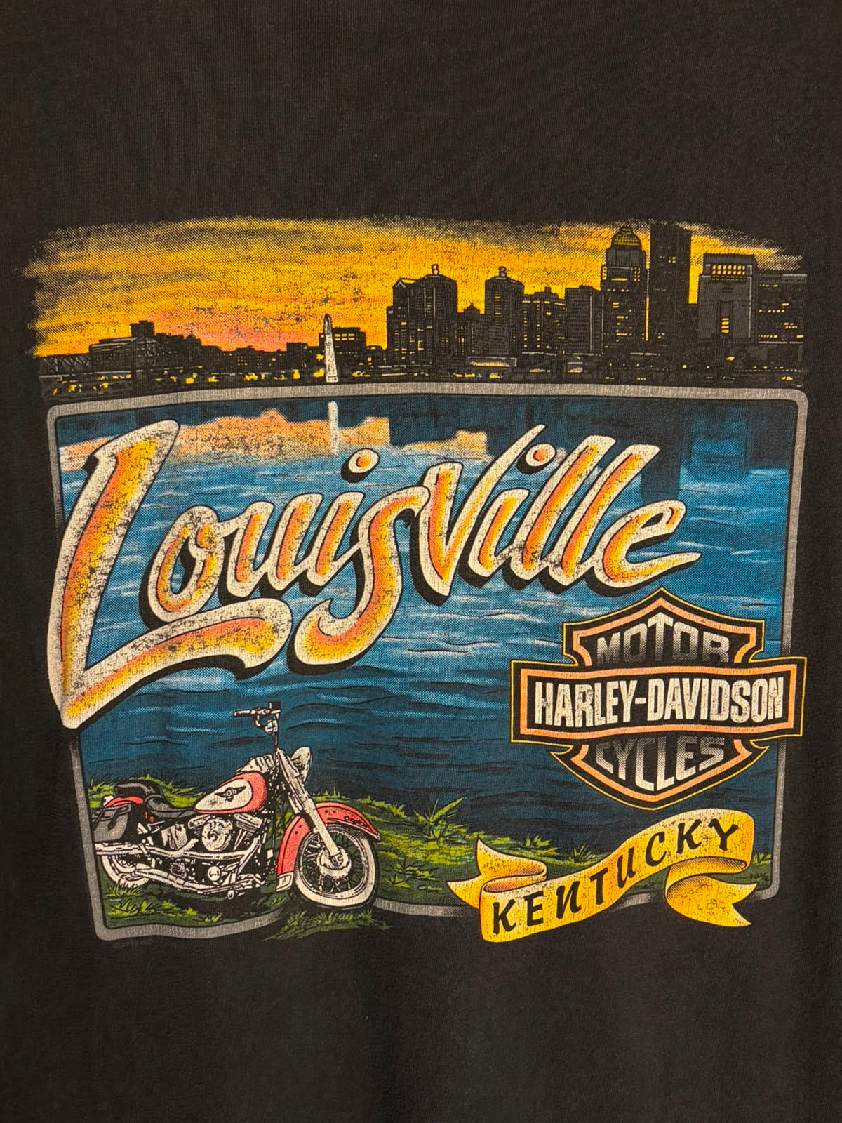 Harley-Davidson Vintage Louisville Kentucky Graphic T-Shirt [L]