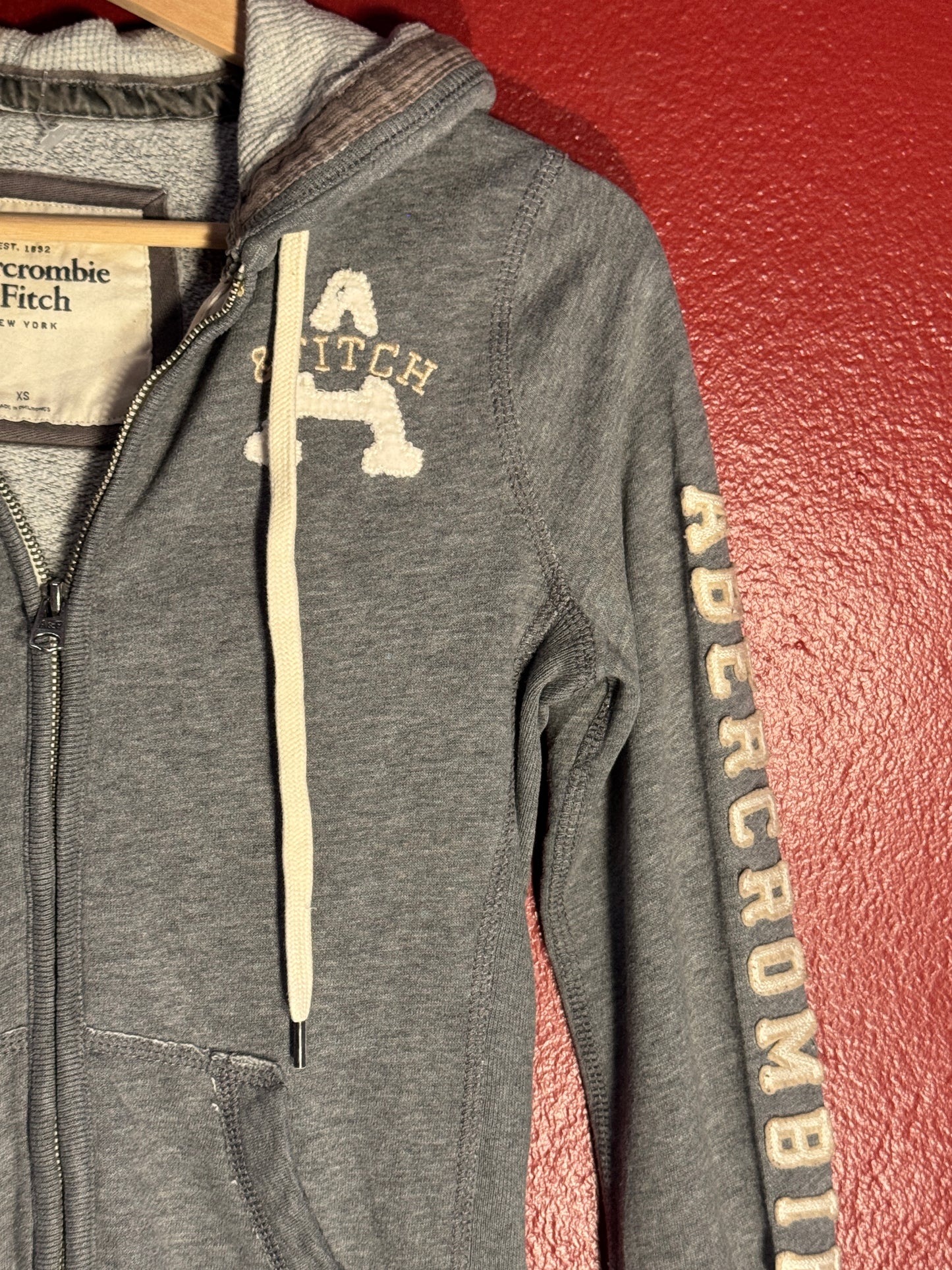 Abercrombie & Fitch Hoodie [XS]