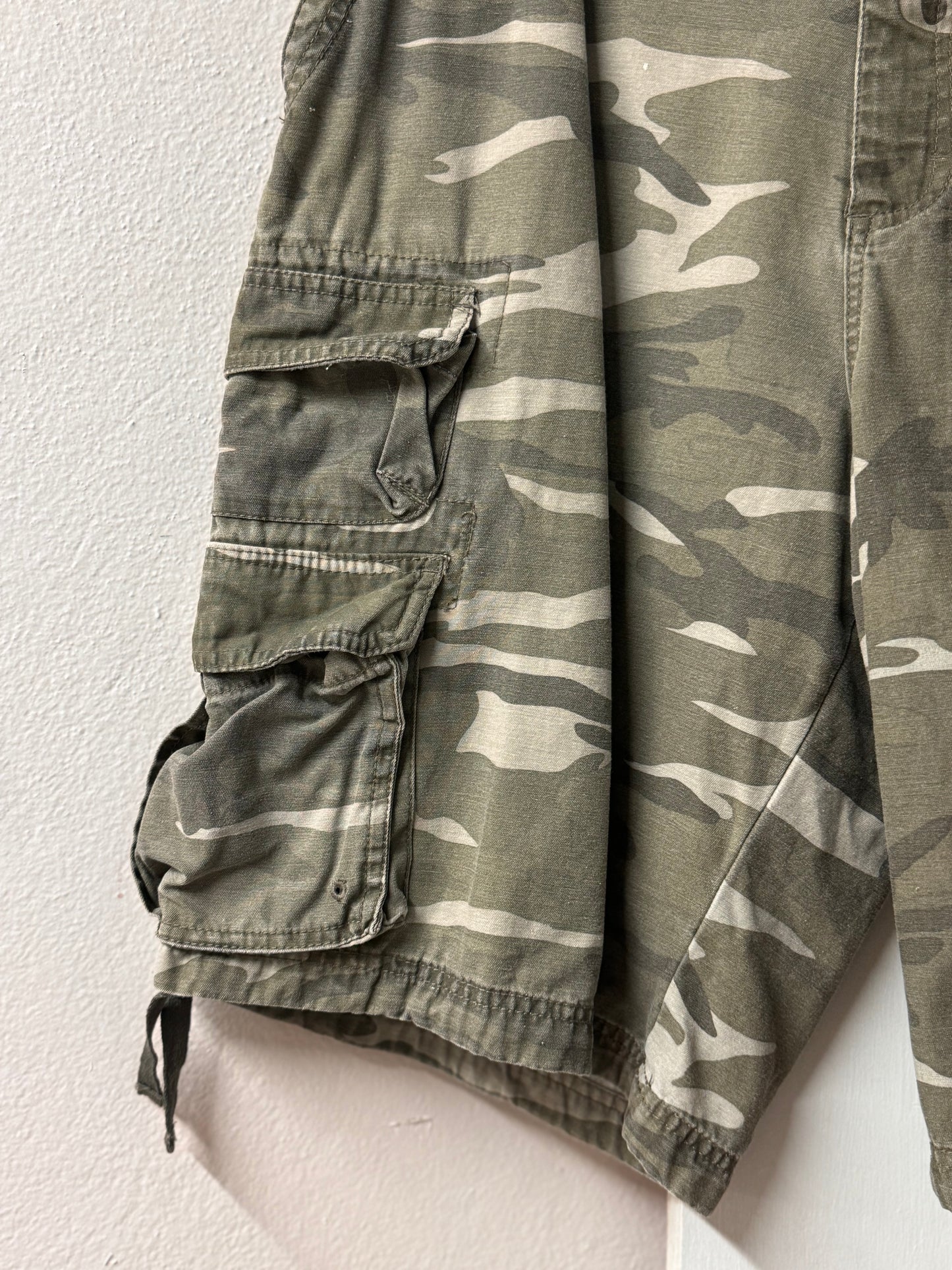 Lee Camo Cargo Shorts [36"]