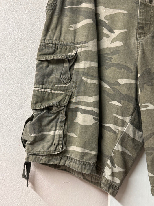 Lee Camo Cargo Shorts [36"]
