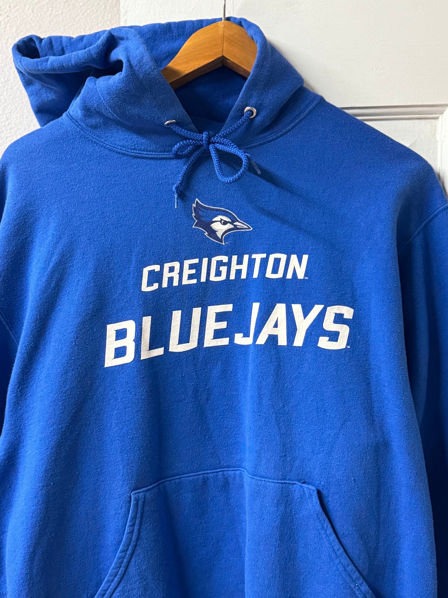 Vintage Creighton Bluejays Collegiate Basketball Hoodie [M]