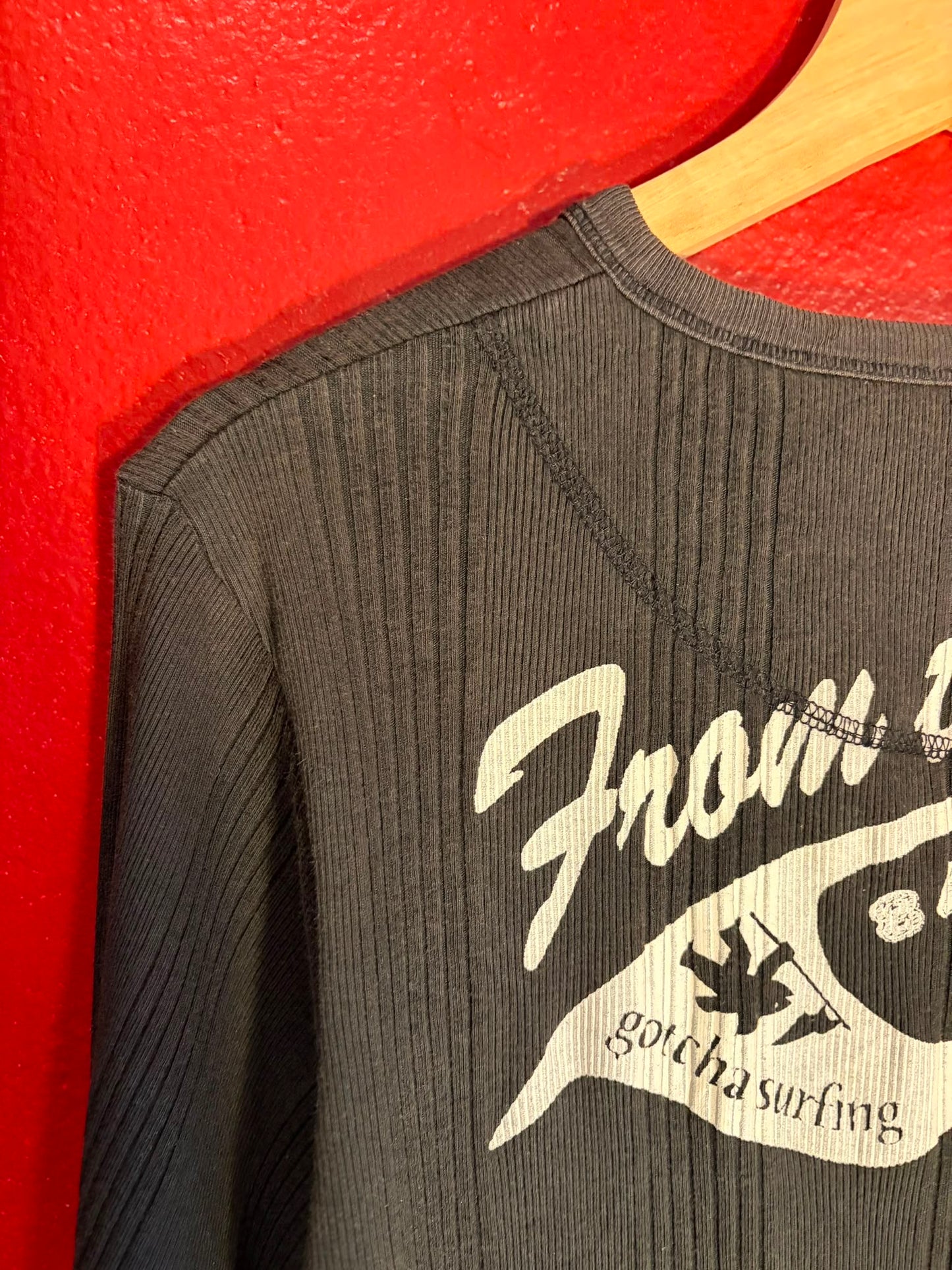Vintage Gotcha Graphic Ribbed Long Sleeve Henley Top - S (AU 8-10)