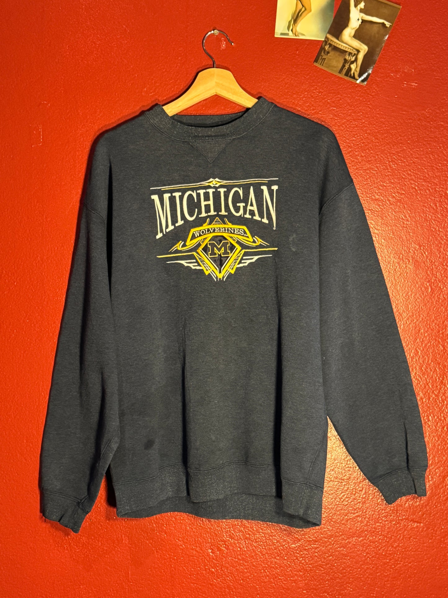 Vintage Michigan Wolverines Embroidered Sweatshirt (L)