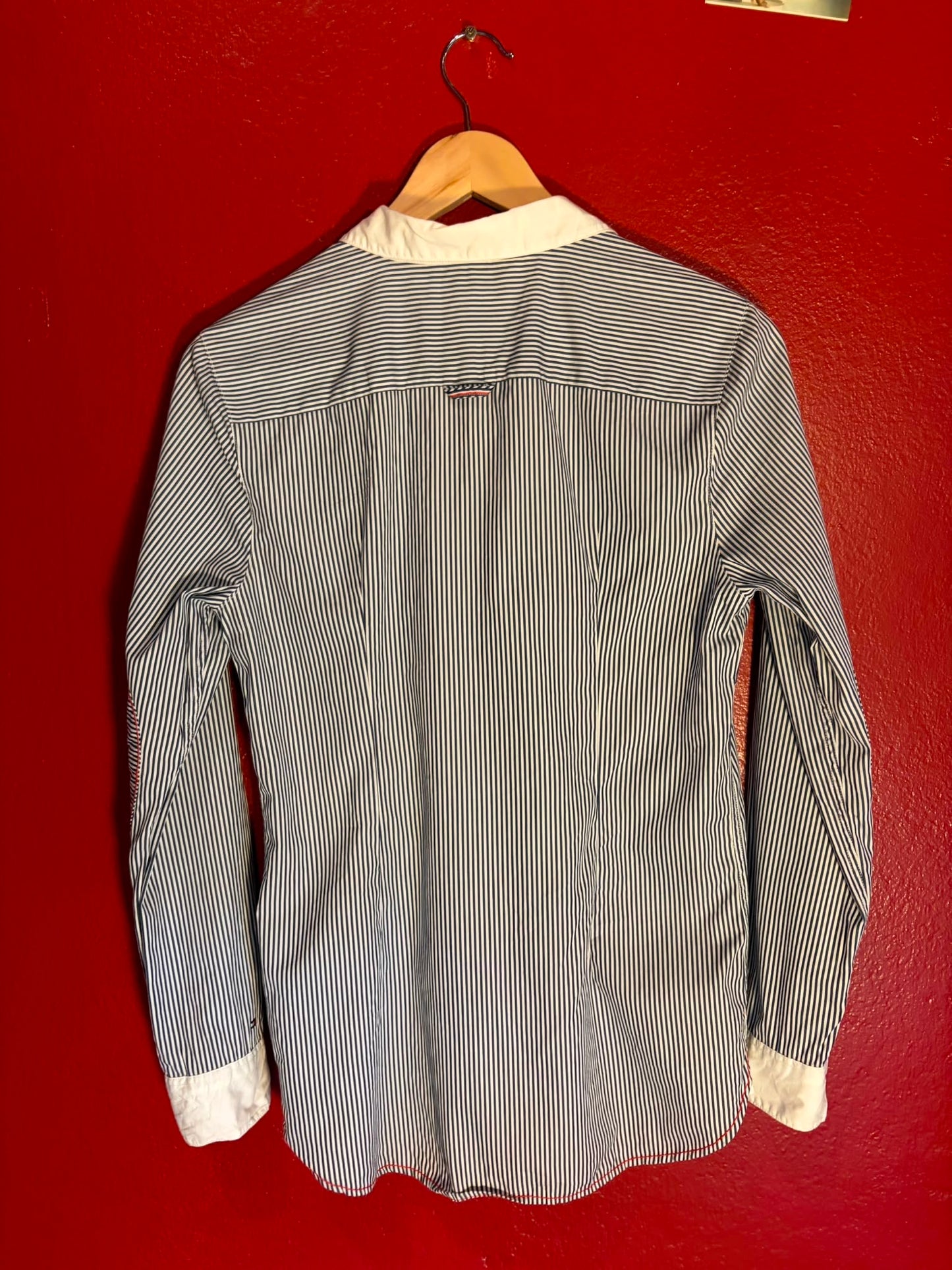 Vintage Tommy Hilfiger Striped Crest Shirt - Women’s 8 (AU 8)