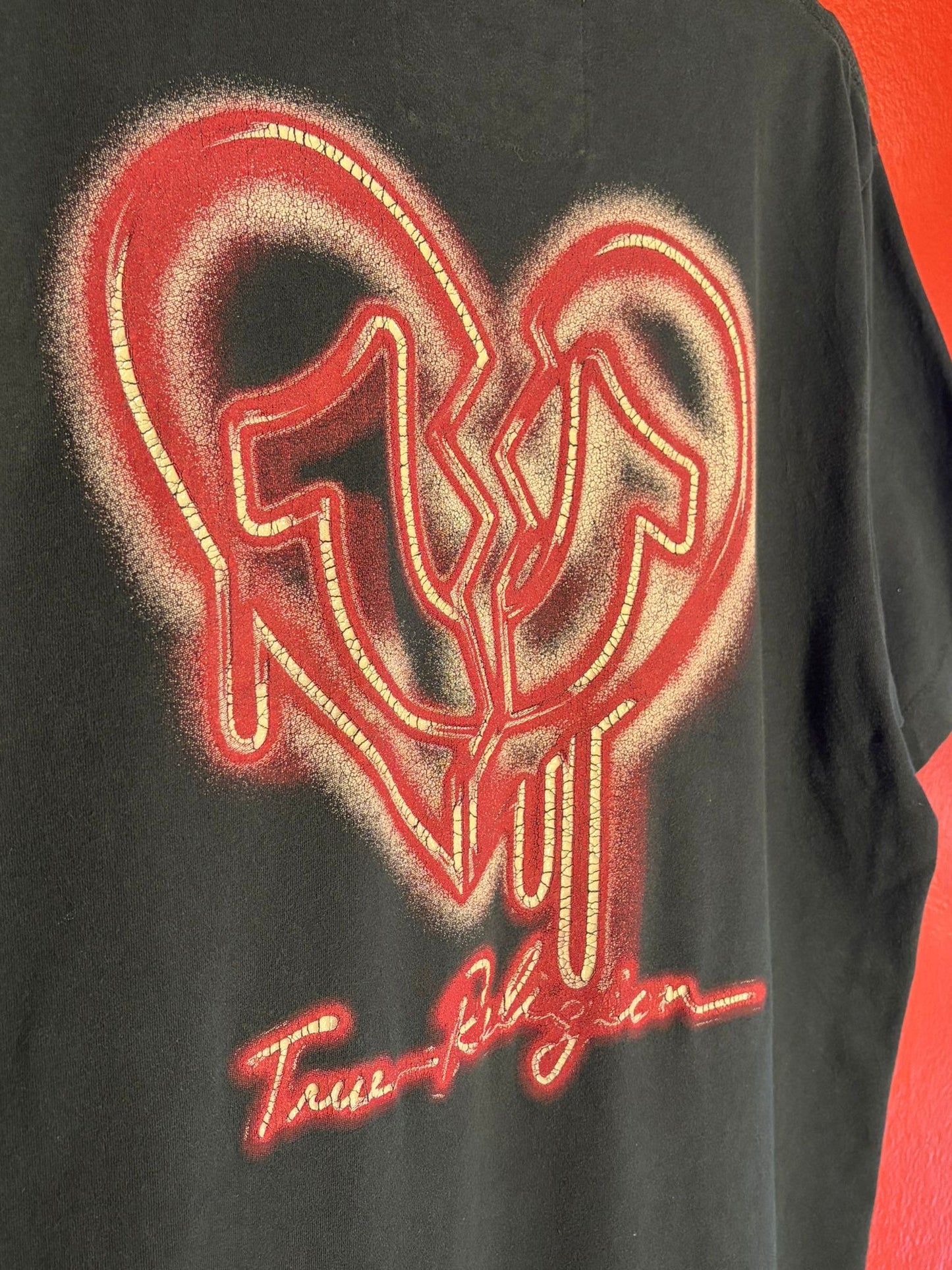 Vintage True Religion Broken Heart Graphic T-Shirt [M]