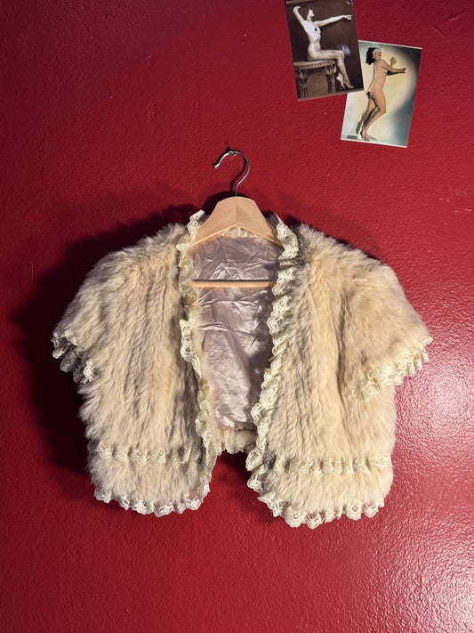 Vintage Lace Trim Fur Capelet - Women’s S/M