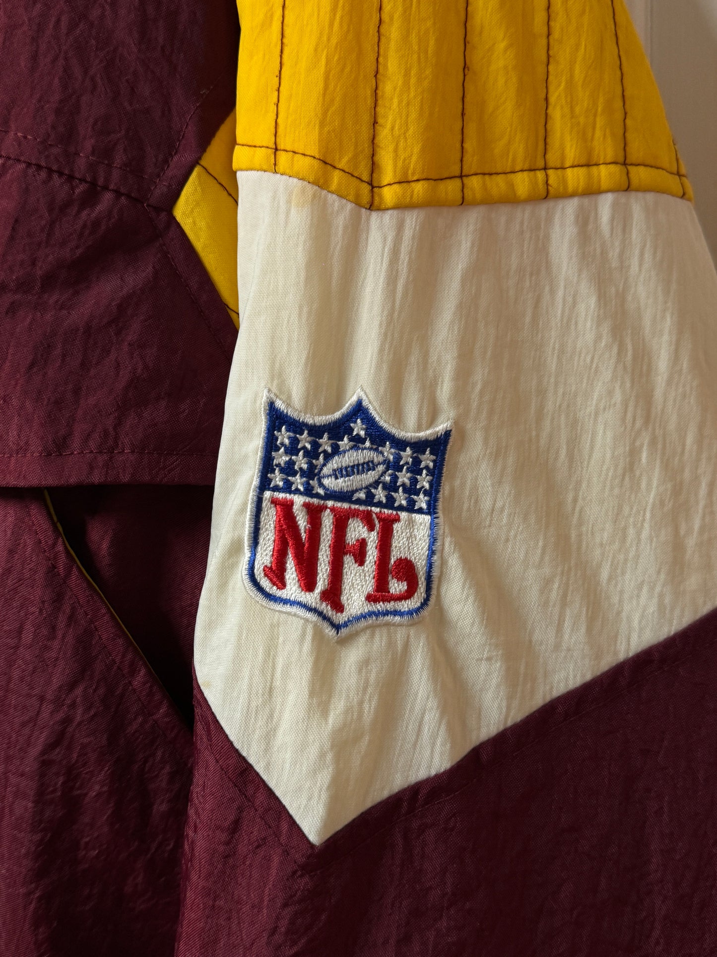 Vintage Starter Washington Redskins NFL Hooded Pullover Jacket [XL]
