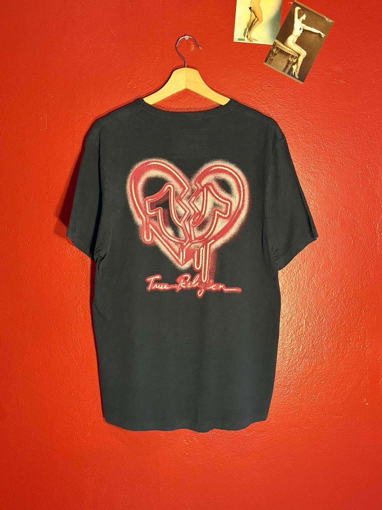 Vintage True Religion Broken Heart Graphic T-Shirt [M]