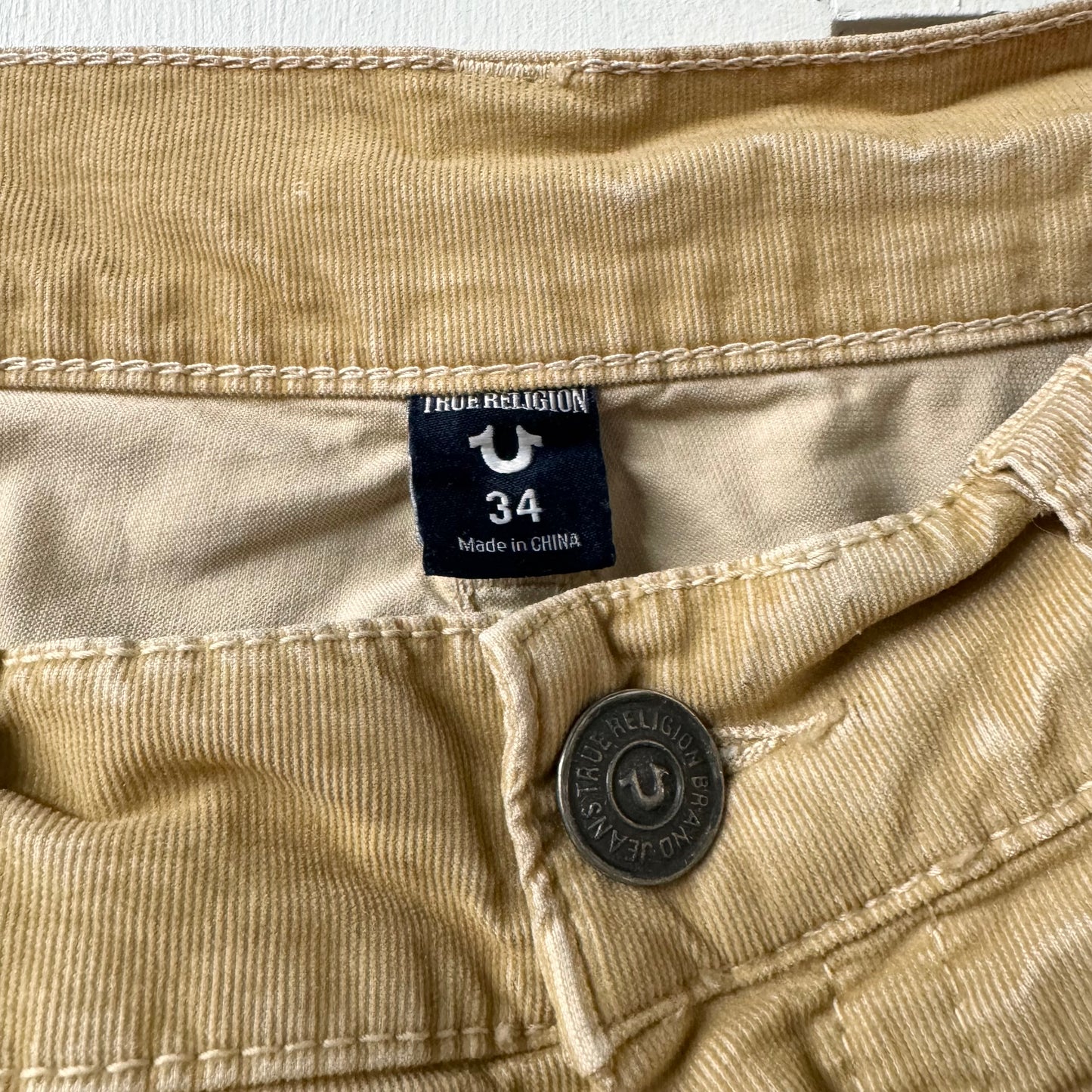True Religion Corduroy Mens Shorts [34"]