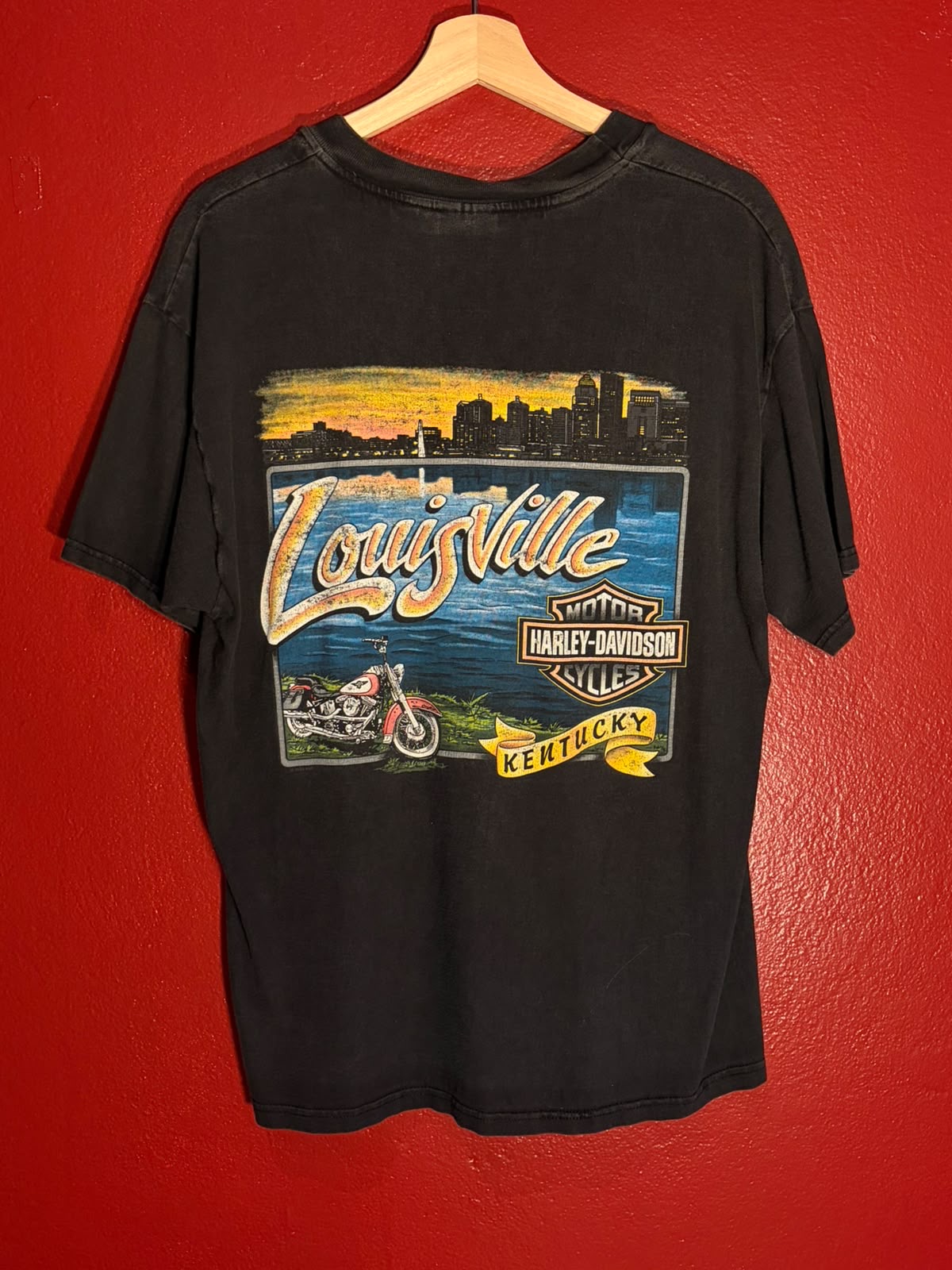 Harley-Davidson Vintage Louisville Kentucky Graphic T-Shirt [L]
