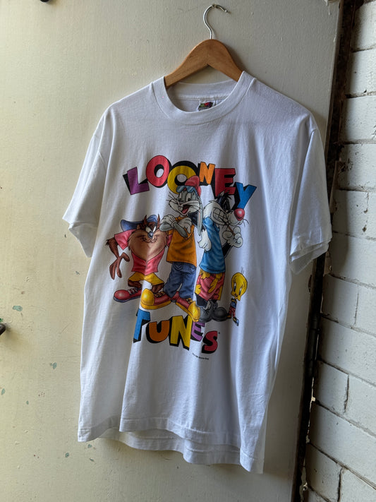 Looney Tunes Character Graphic T-shirt [L]