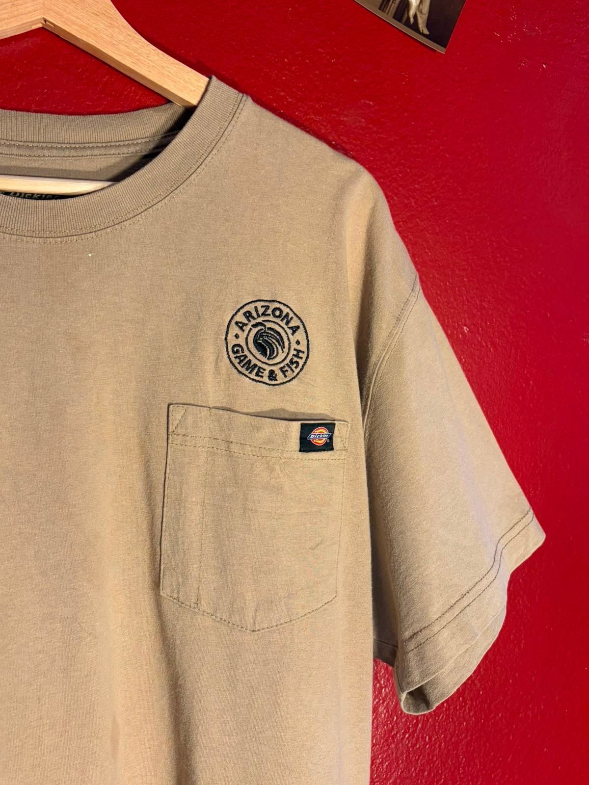 Dickies Arizona Game & Fish Pocket T Shirt [XL]