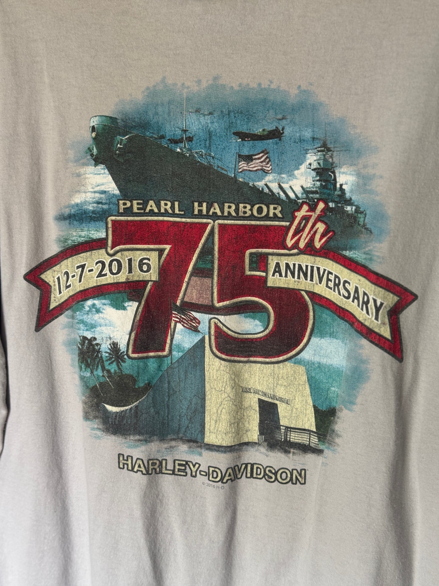 Harley Davidson Vintage Tee - 75th Pearl Harbour [2XL]