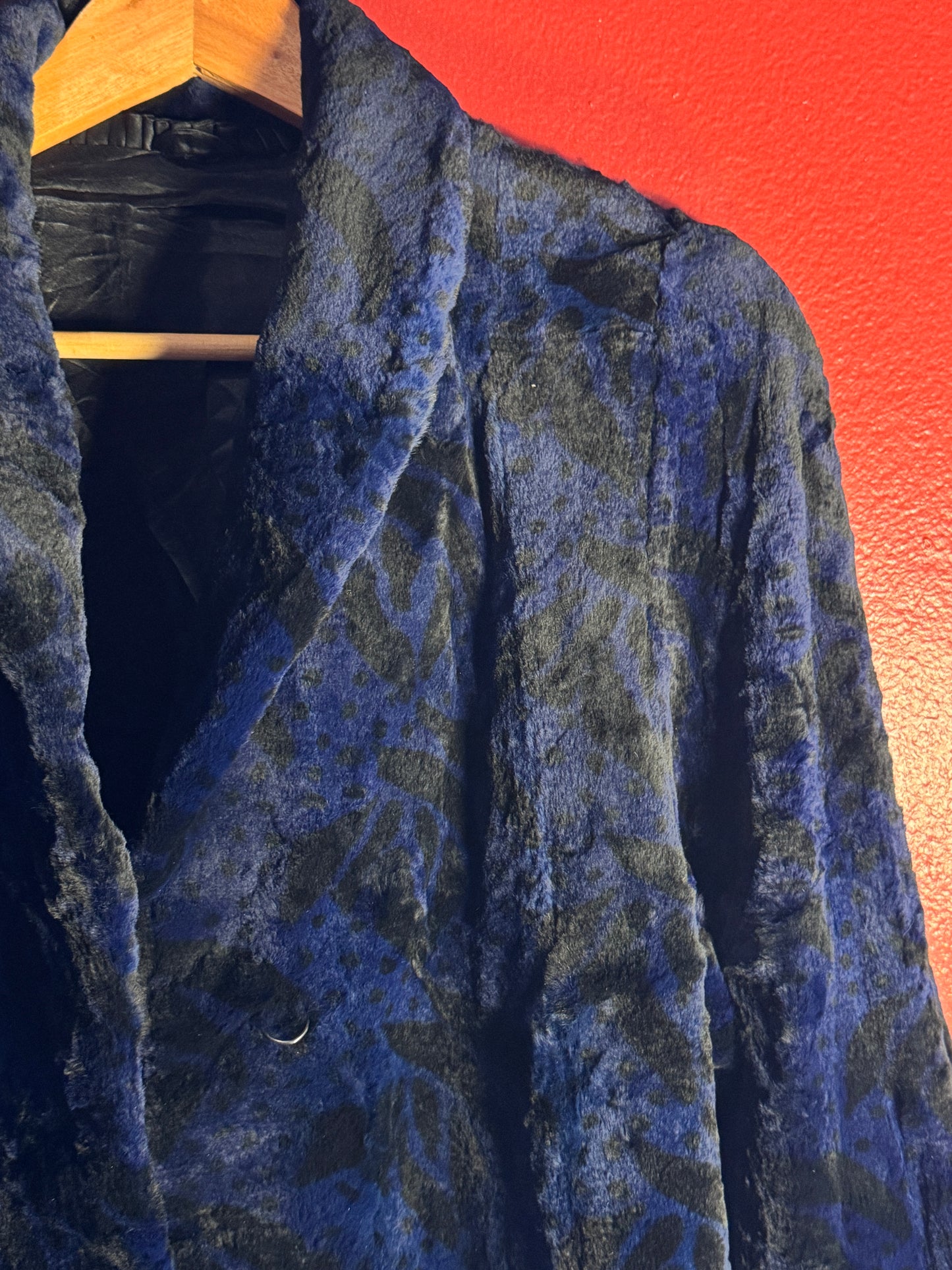 Vintage Blue Patterned Fur Coat - Women’s S/M