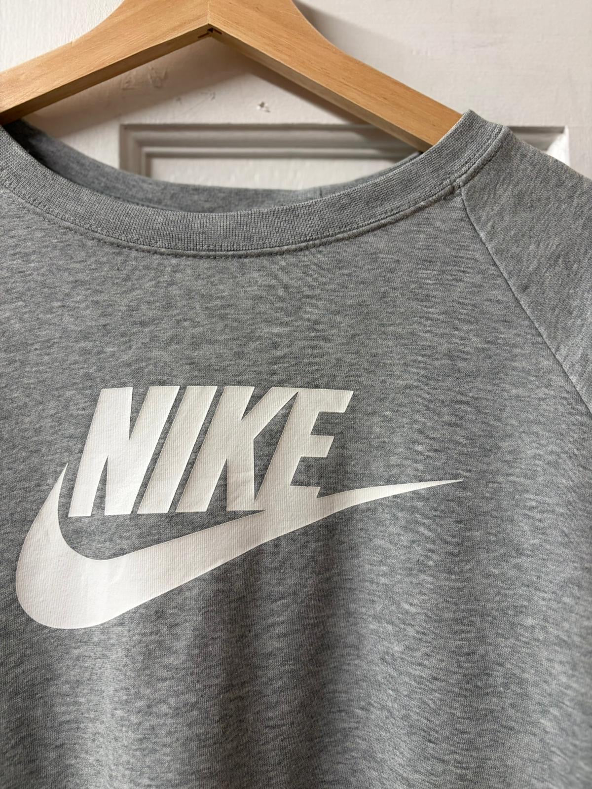 Grey NIKE Crewneck [M]