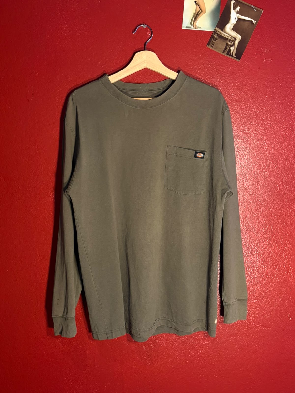 Dickies Faded Olive Green Long Sleeve Pocket T-Shirt [M]