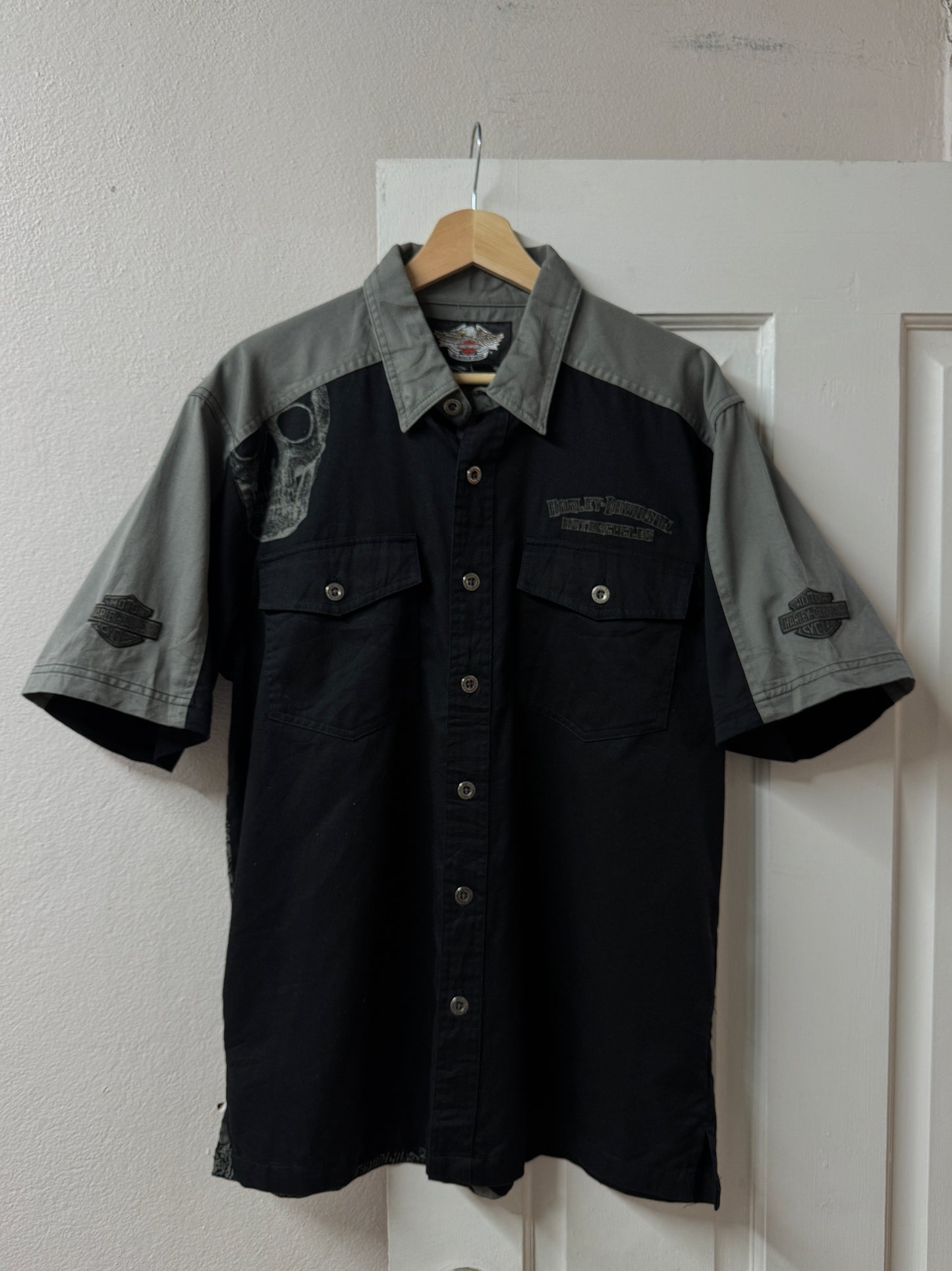 Harley Davidson Skull Panel Short Sleeve Work Shirt [Size M]