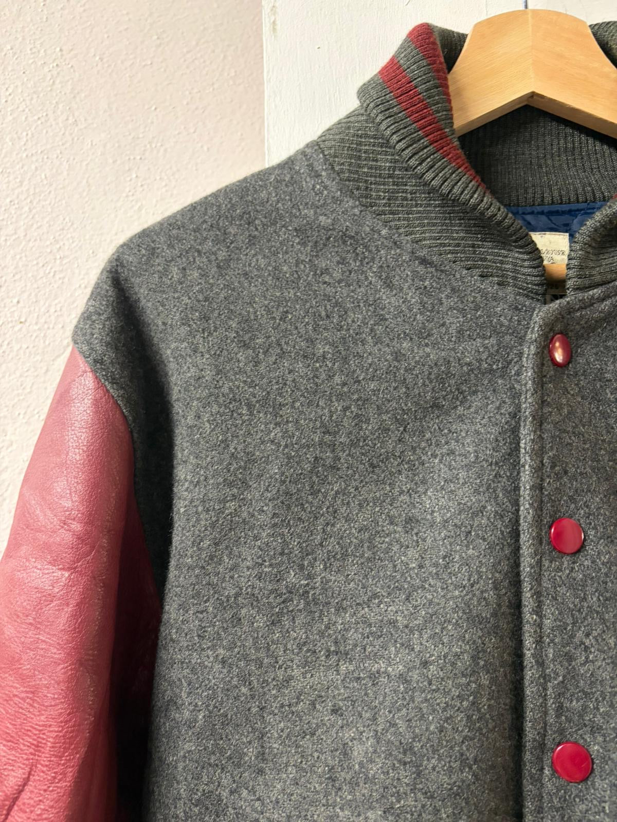 Vintage “Groovy Chap Zip Company” Leather Sleeve Varsity Jacket [M]